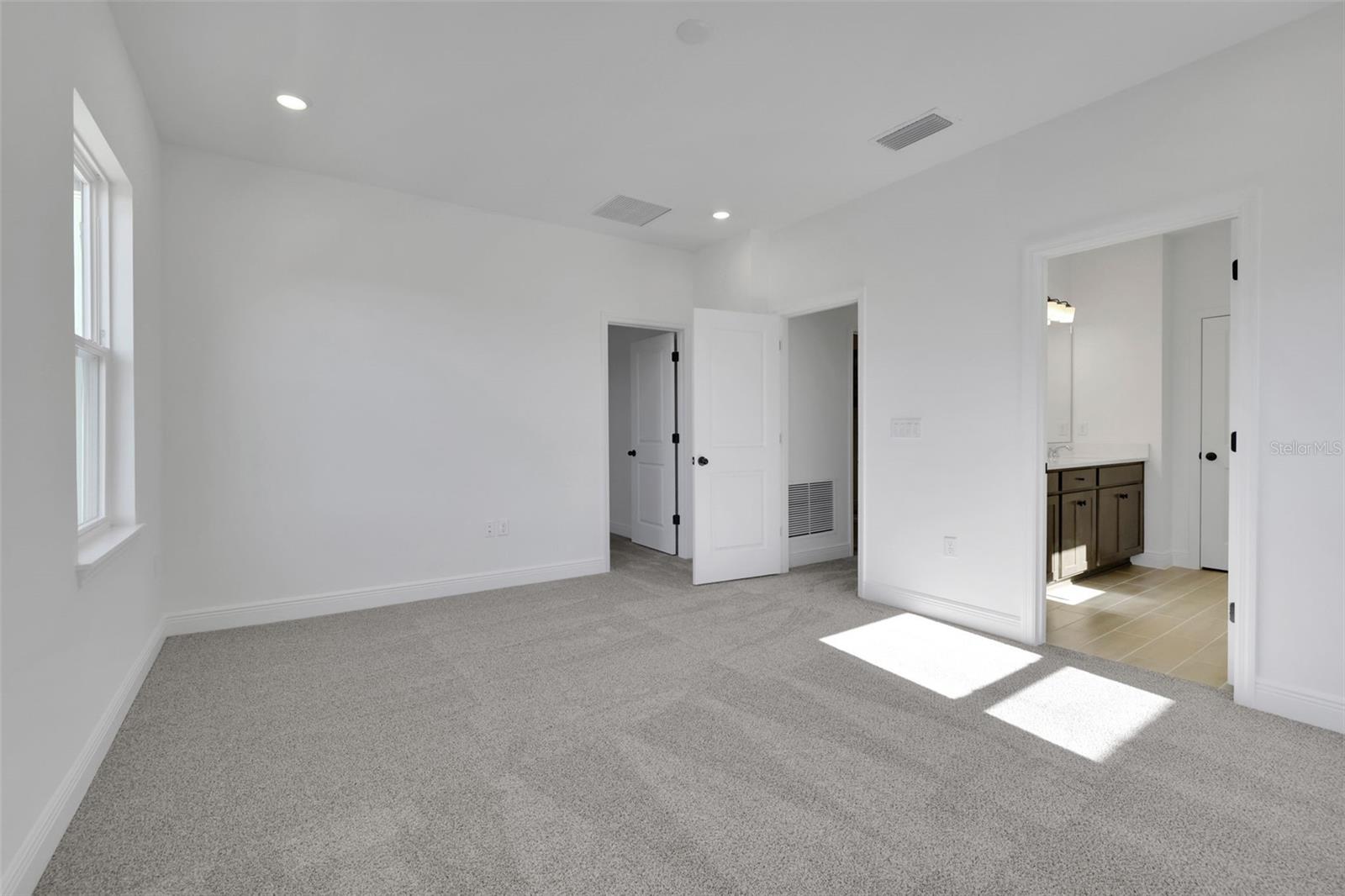 SERENADE AT OVATION - Residential