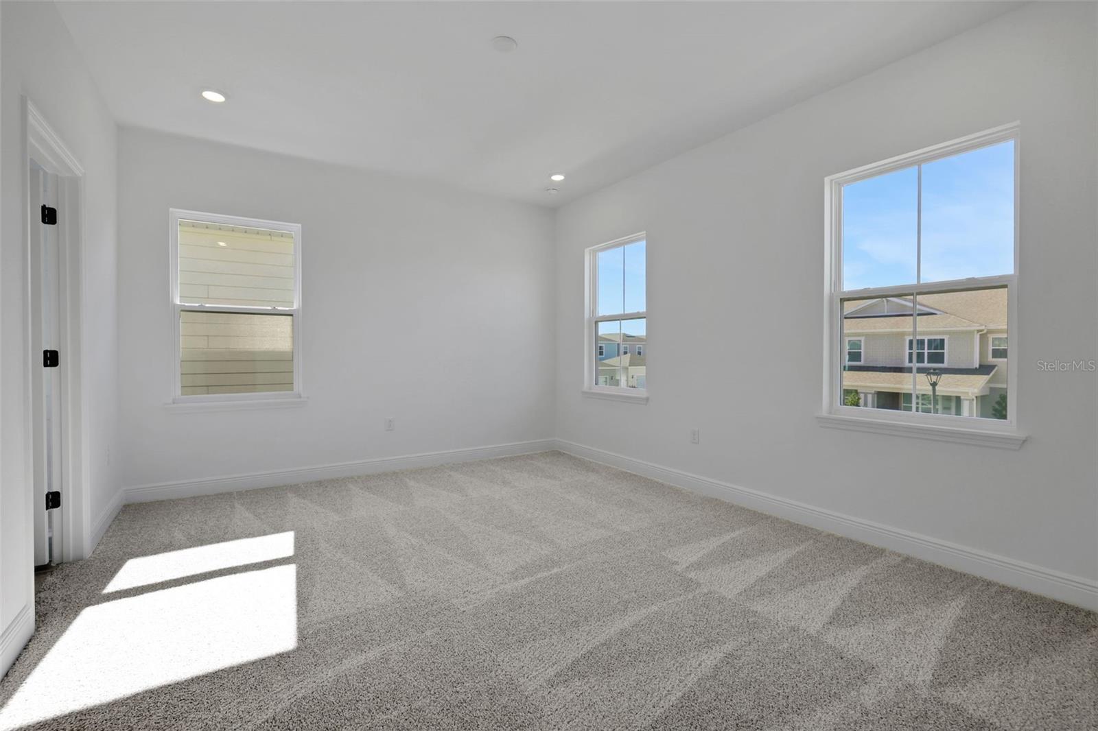 SERENADE AT OVATION - Residential