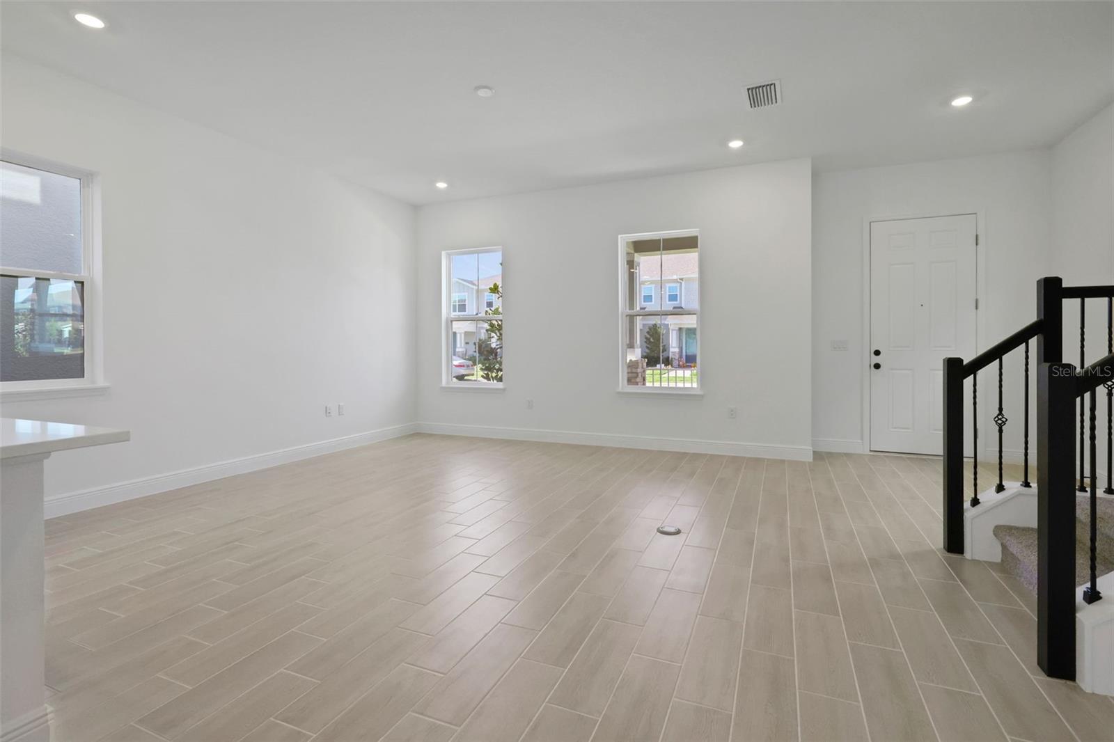 SERENADE AT OVATION - Residential