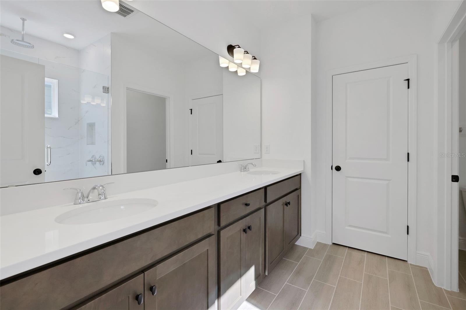 SERENADE AT OVATION - Residential