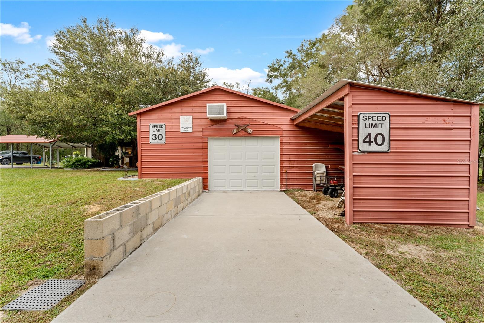 FOREST HILLS UNREC - Residential