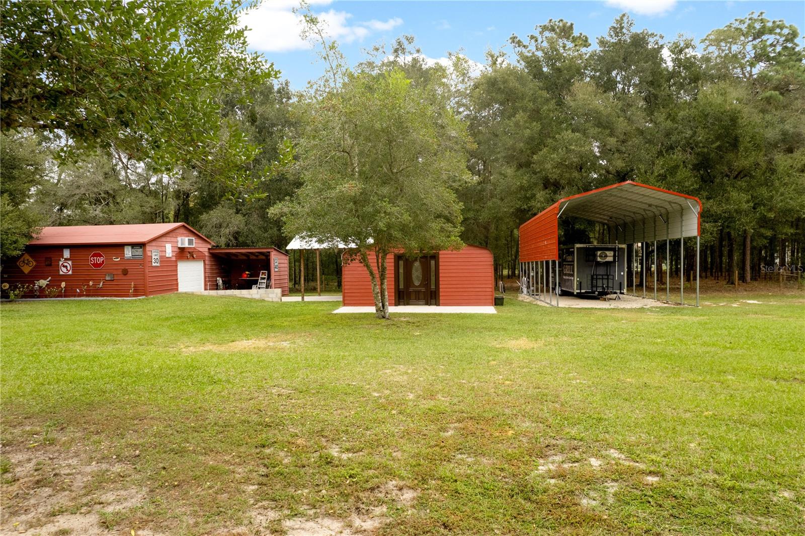 FOREST HILLS UNREC - Residential