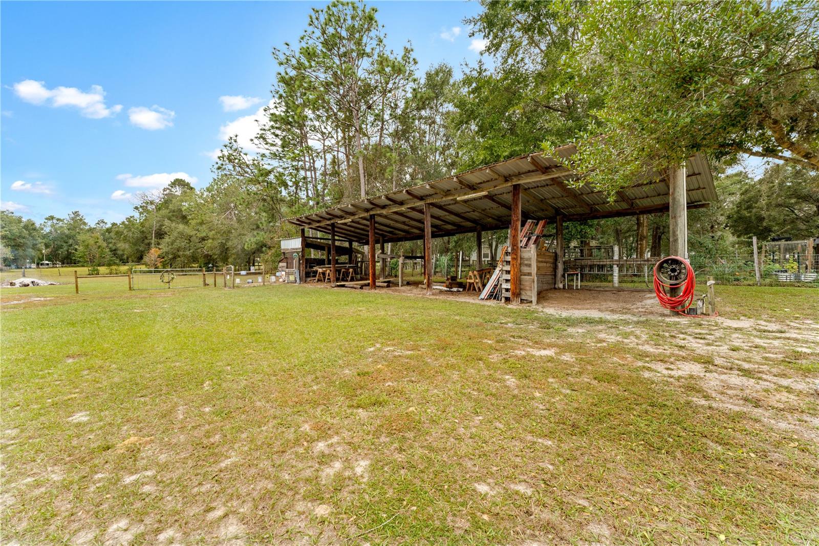 FOREST HILLS UNREC - Residential