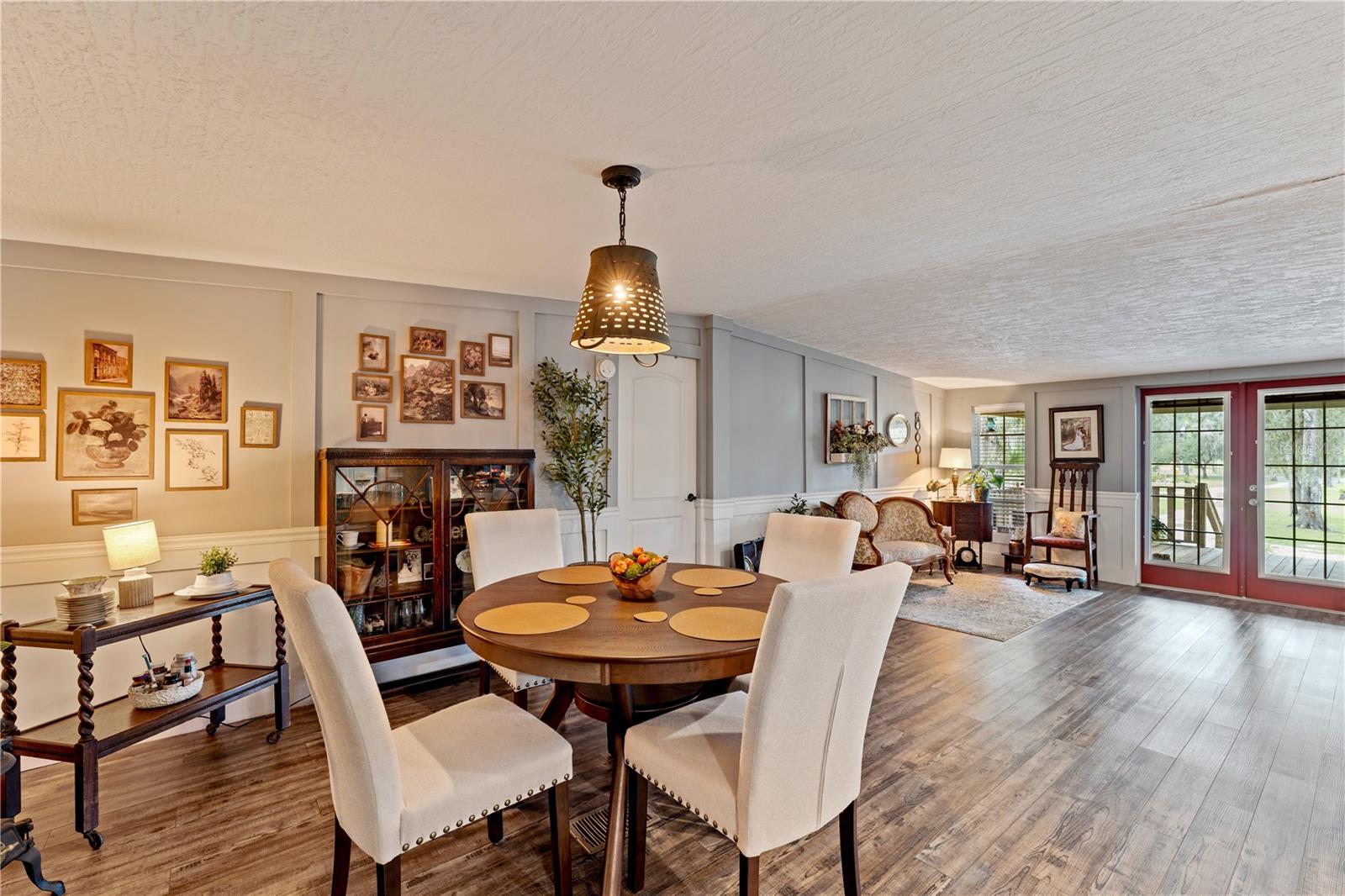 FOREST HILLS UNREC - Residential