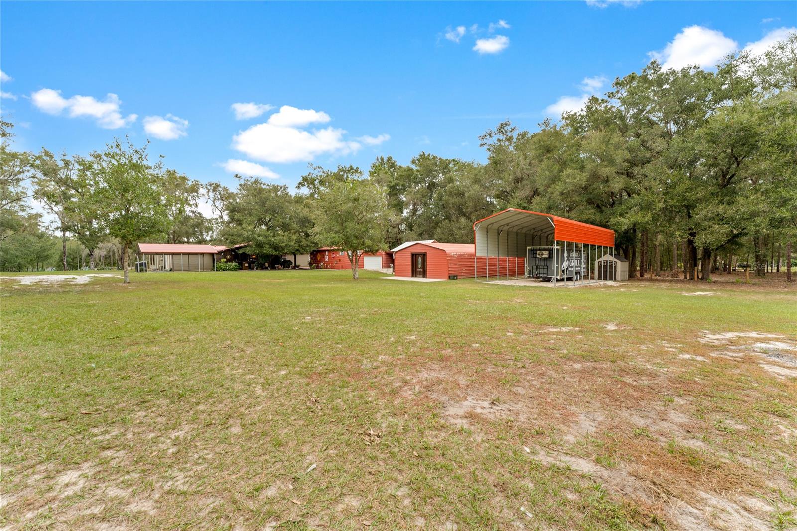 FOREST HILLS UNREC - Residential