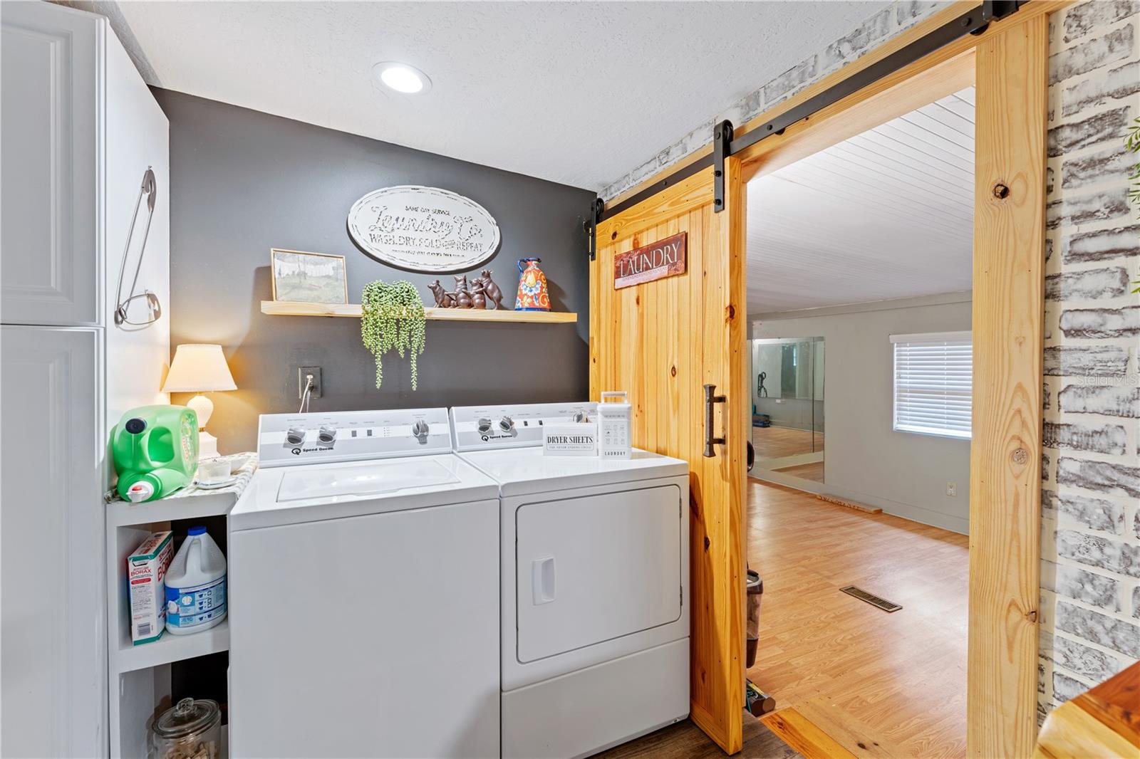 FOREST HILLS UNREC - Residential