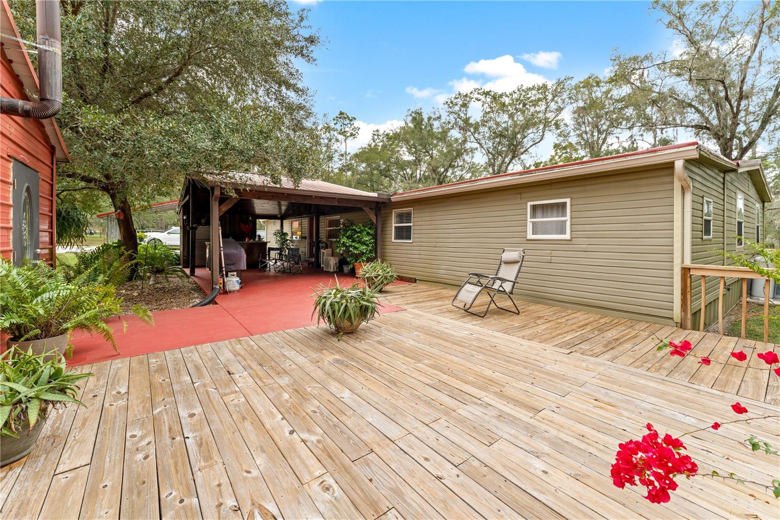 FOREST HILLS UNREC - Residential