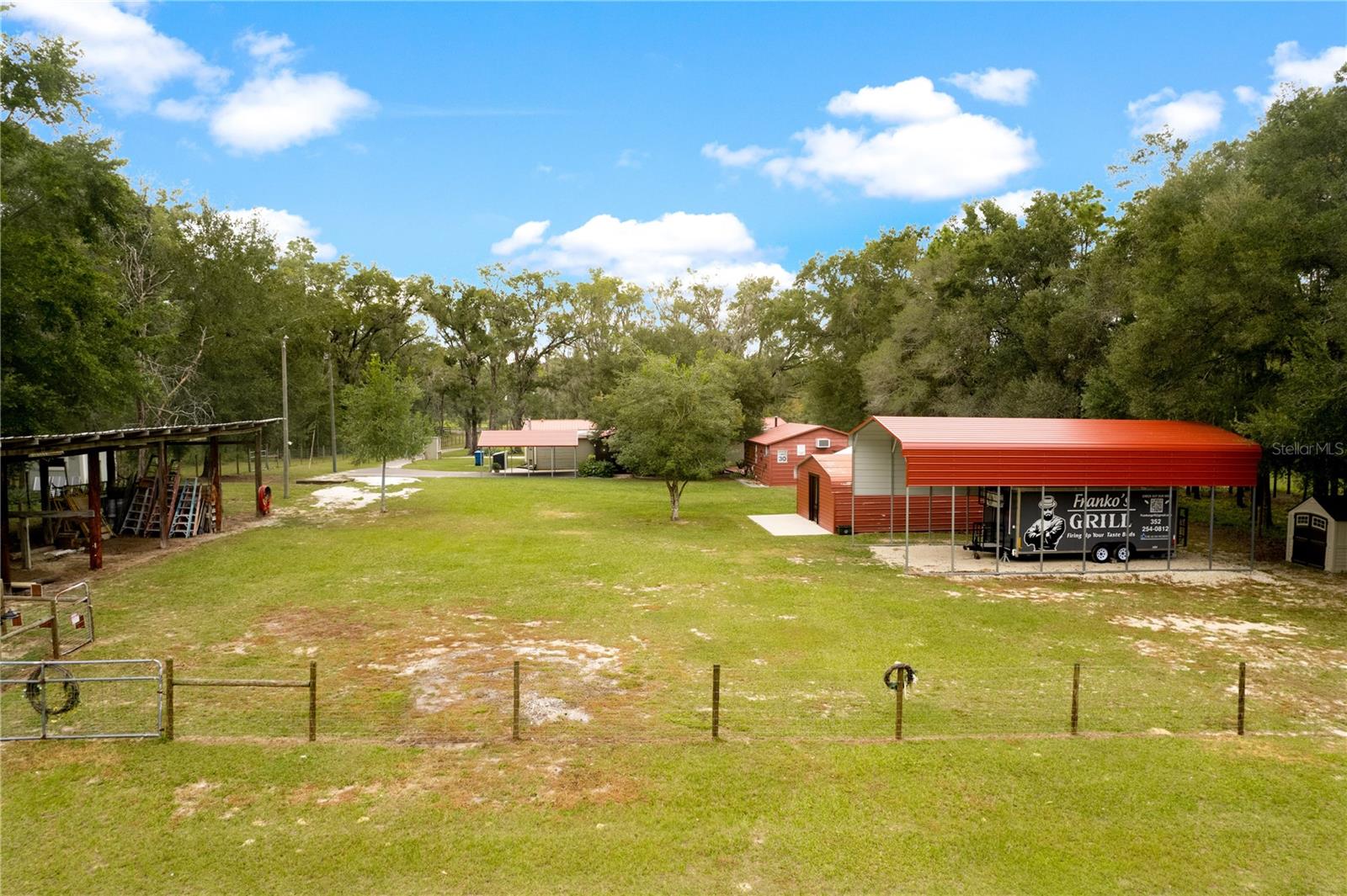 FOREST HILLS UNREC - Residential