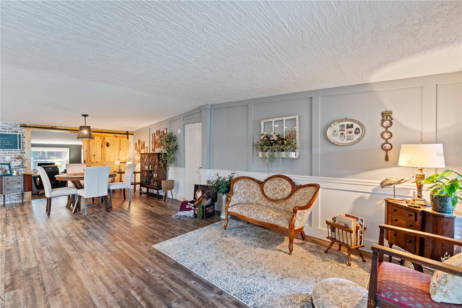 FOREST HILLS UNREC - Residential