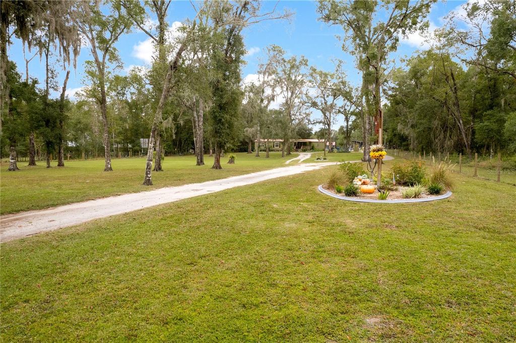 Photo of 25438 Ash Street, Brooksville, FL 34601 (MLS # TB8448796)