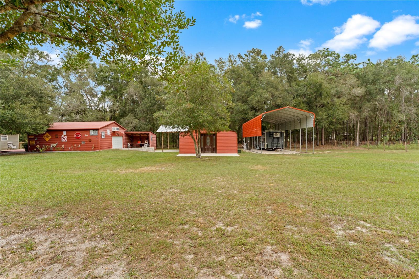 FOREST HILLS UNREC - Residential