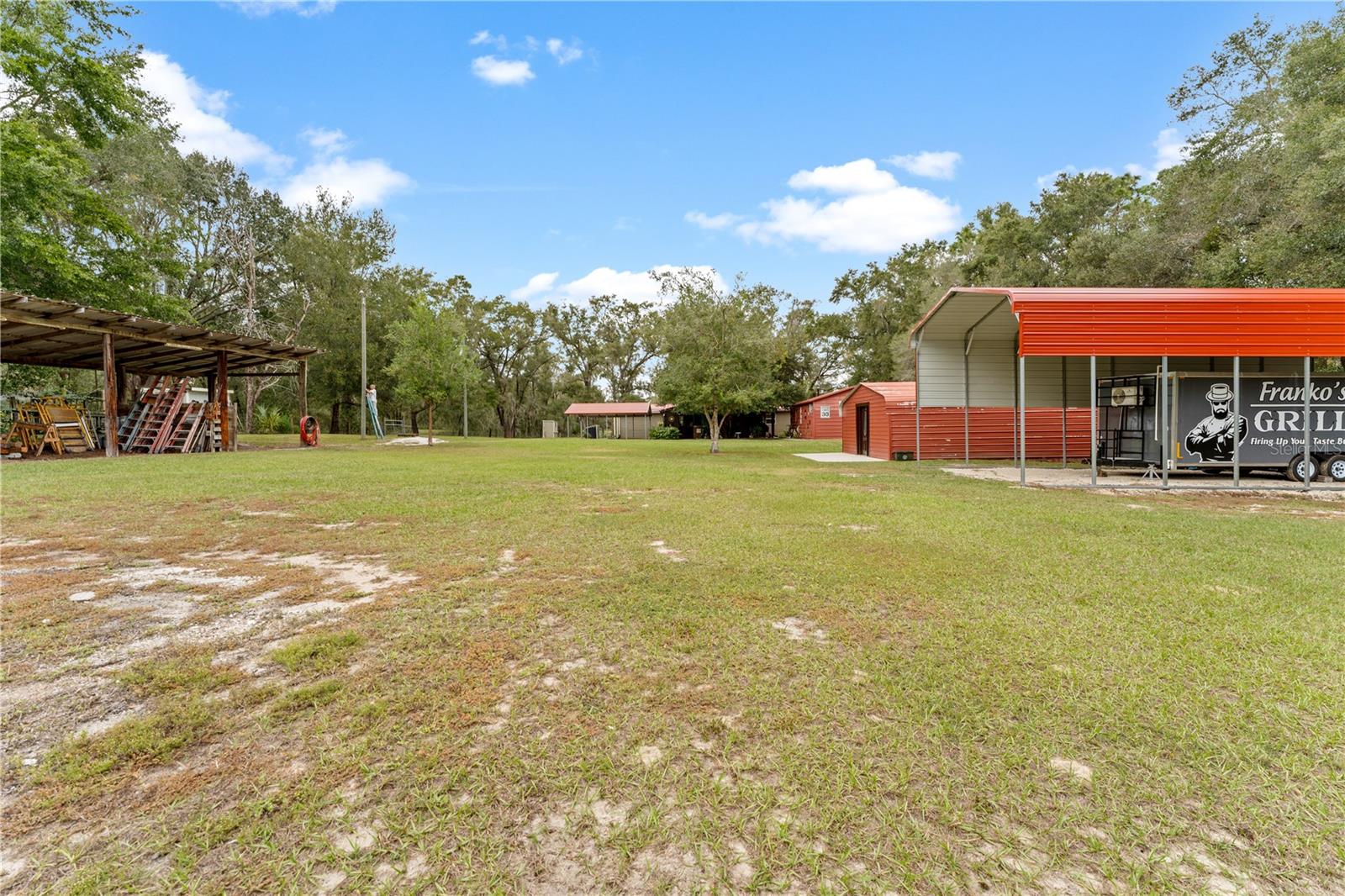 FOREST HILLS UNREC - Residential