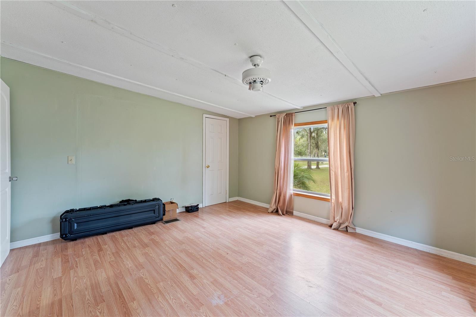 FOREST HILLS UNREC - Residential