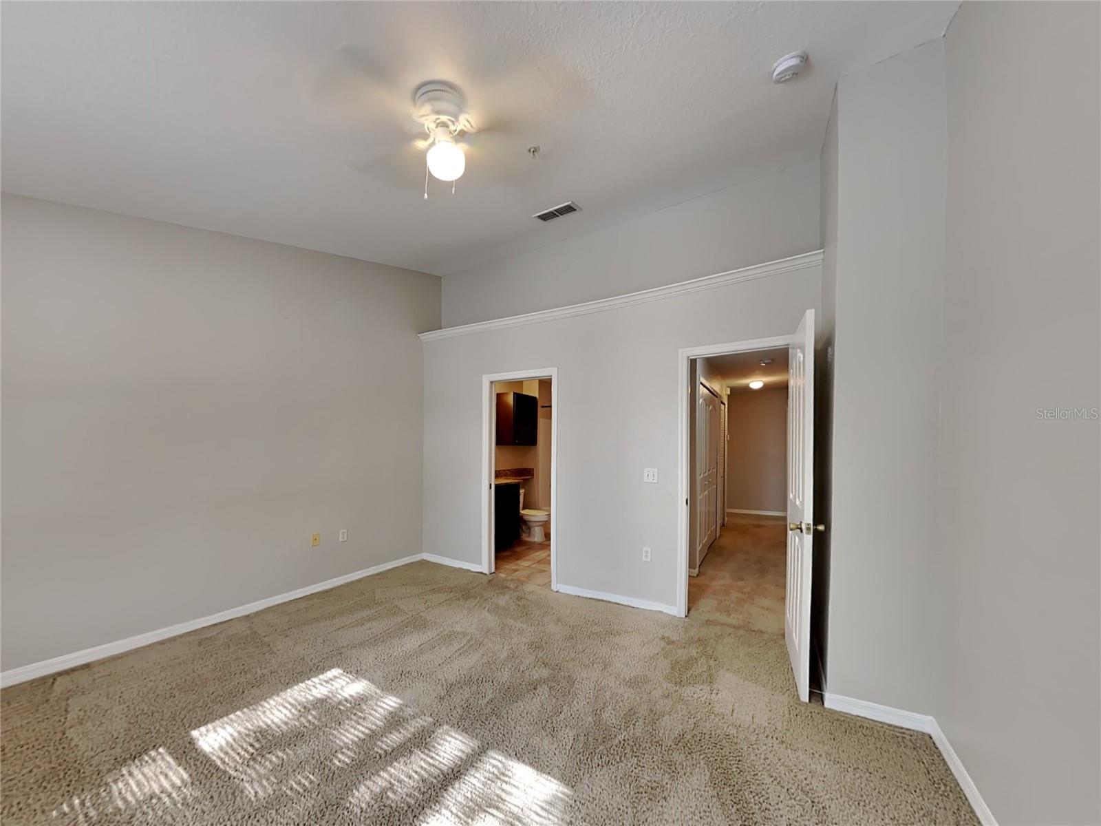 VISCONTI EAST - Residential Lease