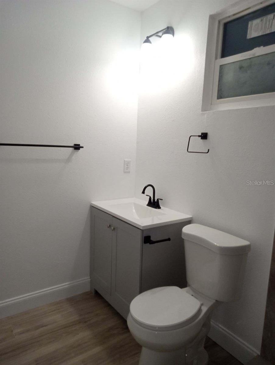 CORONATION ADD - Residential Lease