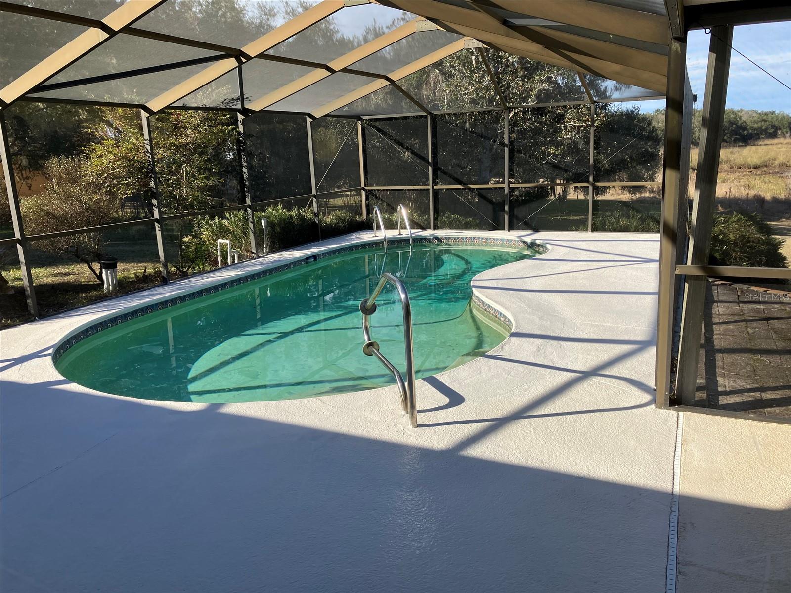 SWEETWATER POINTE - Residential