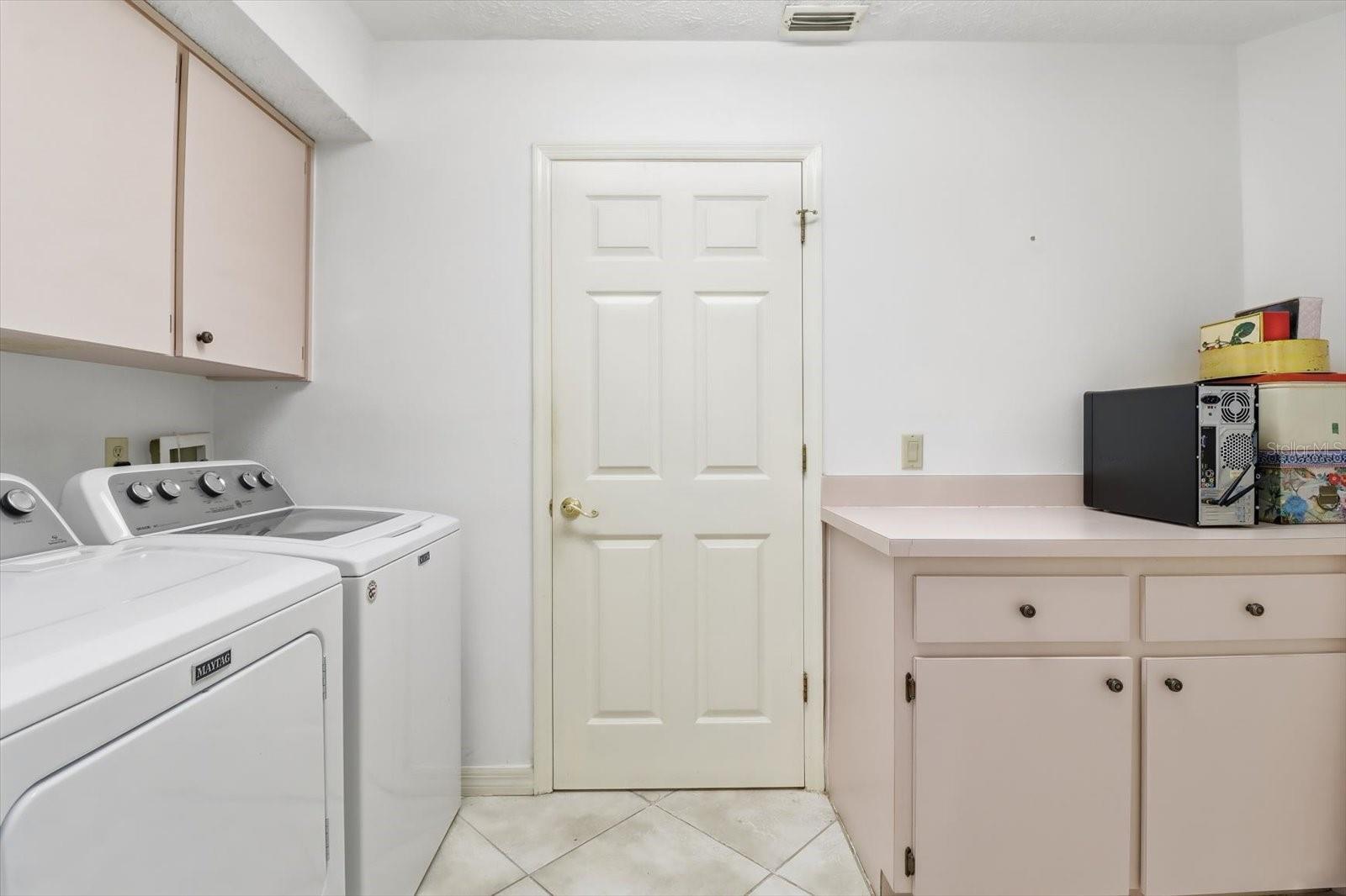 SWEETWATER POINTE - Residential