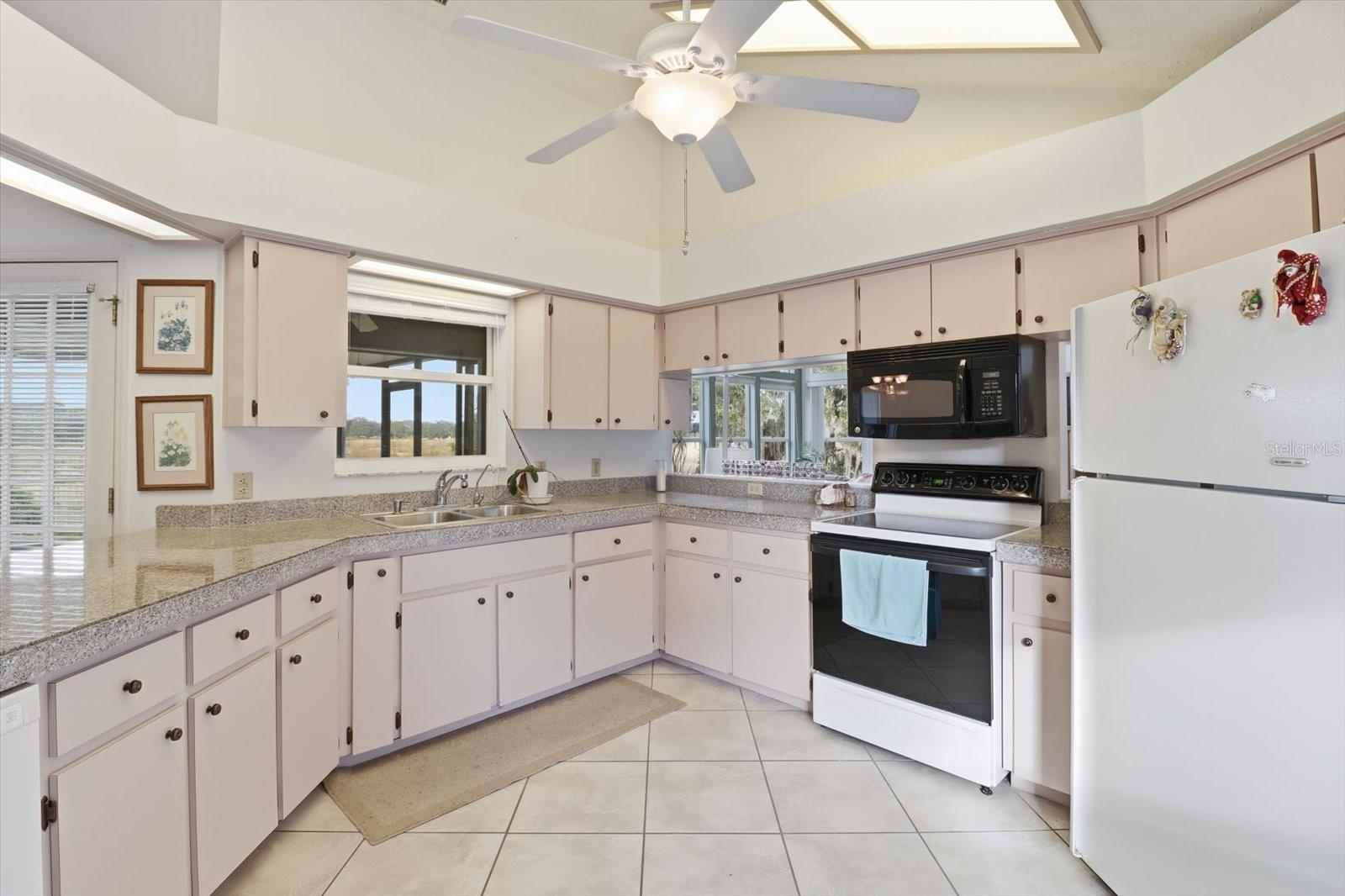 SWEETWATER POINTE - Residential