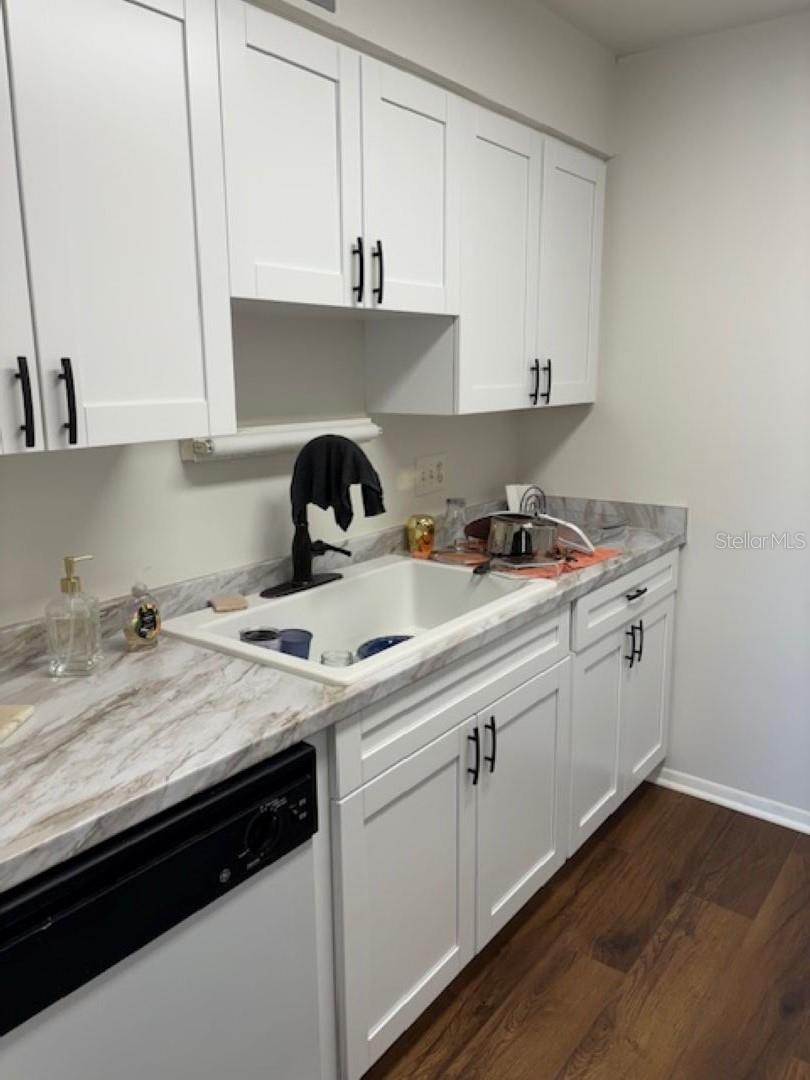 GATEWAY BY THE BAY CONDO - Residential