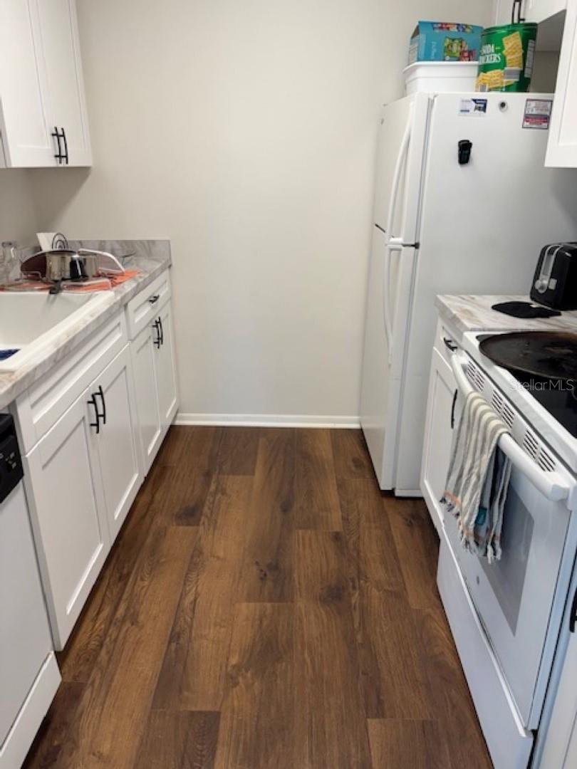 GATEWAY BY THE BAY CONDO - Residential