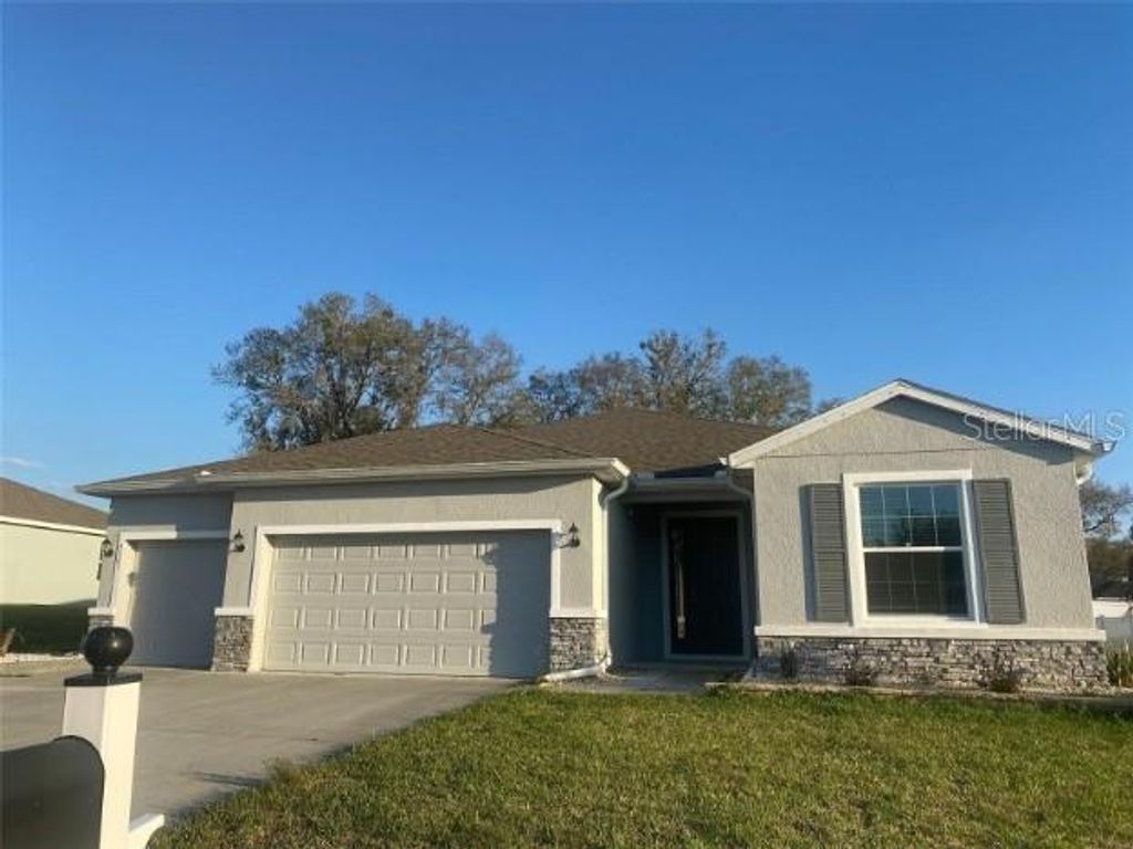 Photo of 4261 SW 62nd Loop, Ocala, FL 34474 (MLS # OM723698)
