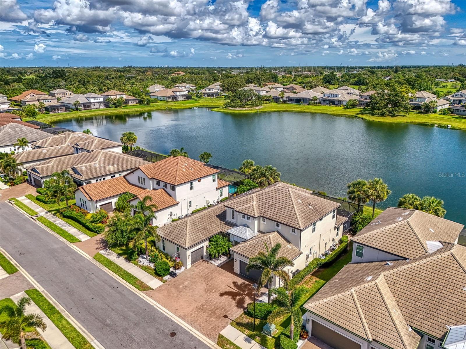 6318 RIVO LAKES BOULEVARD