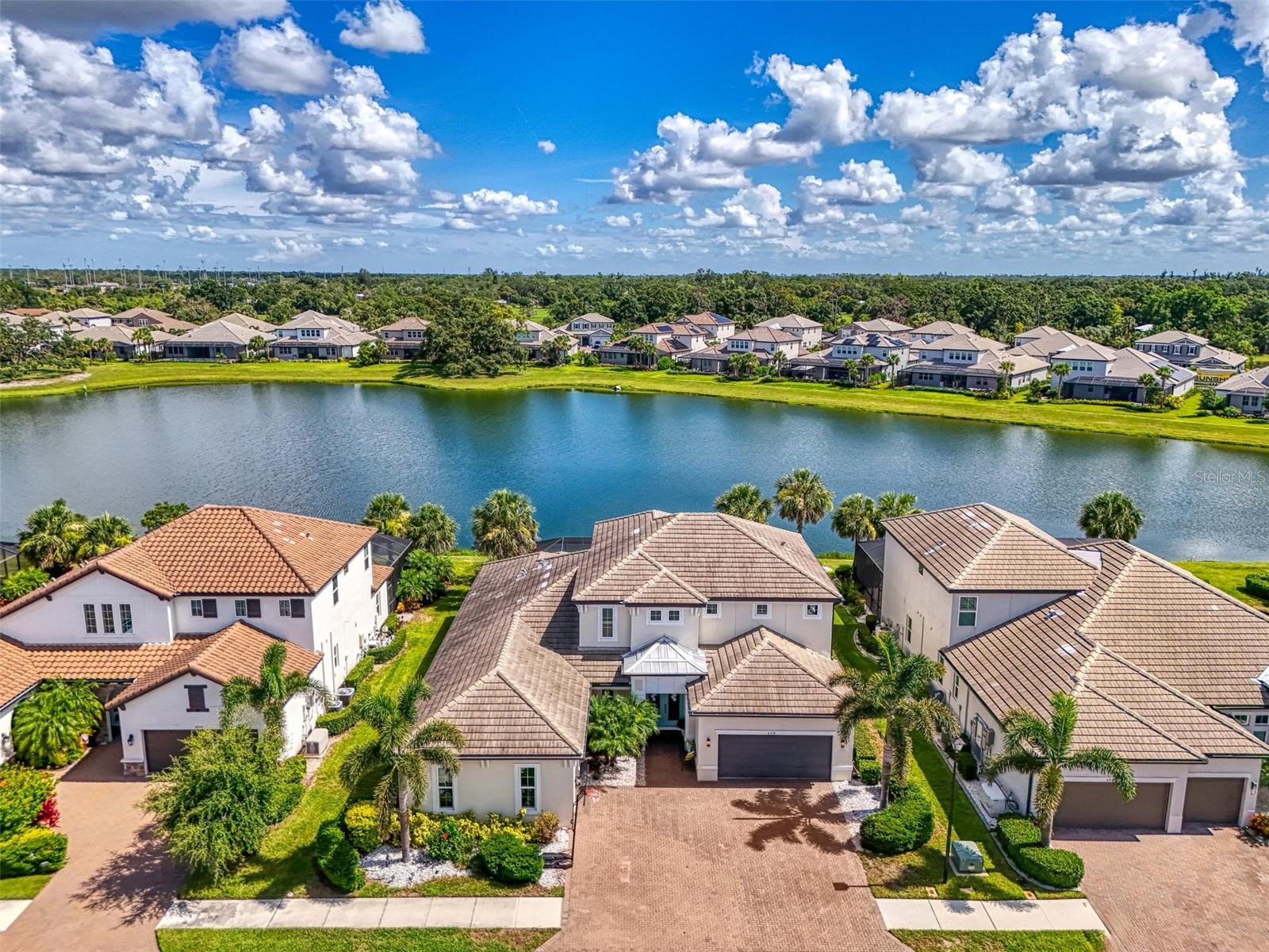 6318 RIVO LAKES BOULEVARD