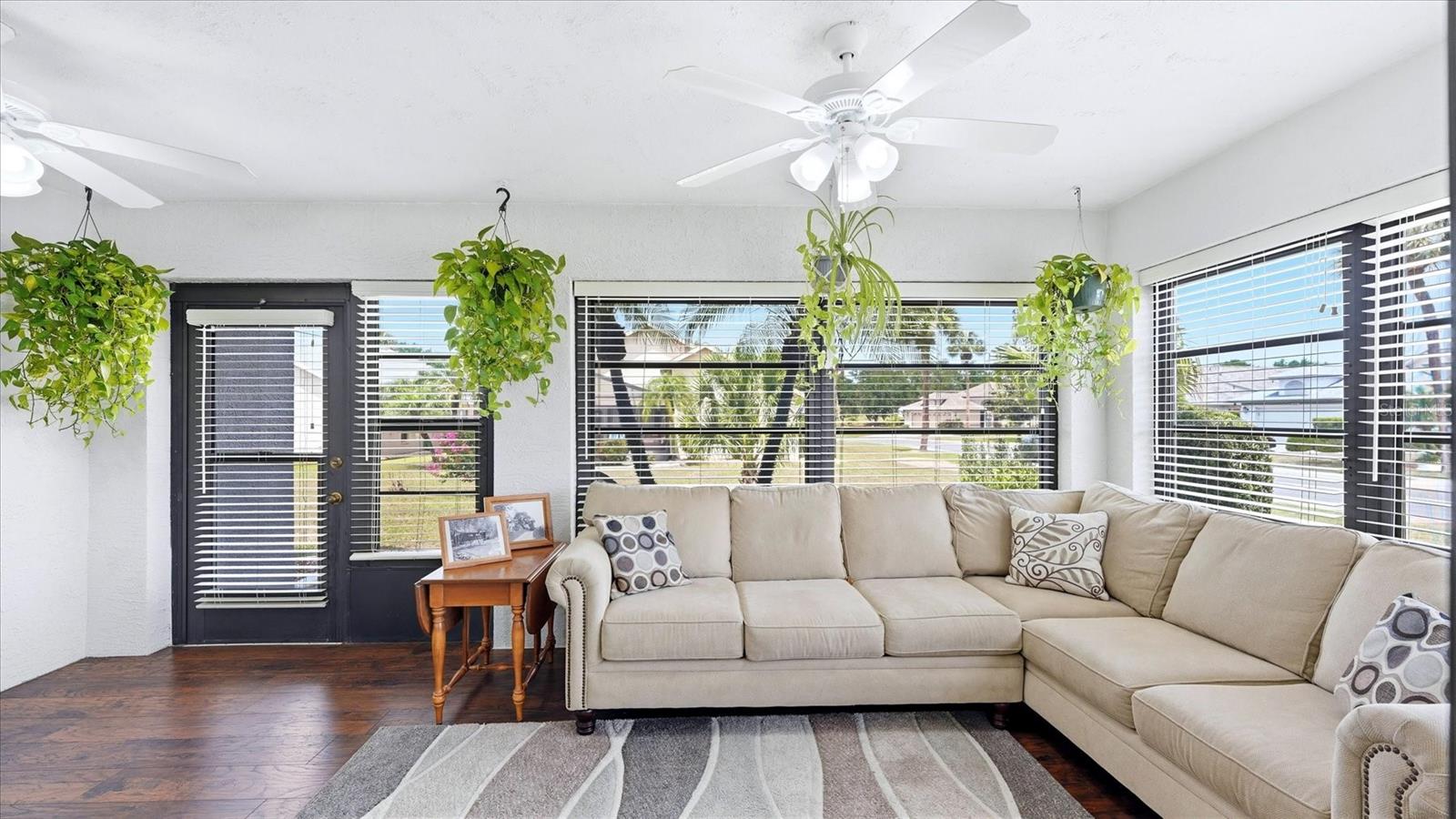 SUN CITY CENTER UNIT 49 - Residential