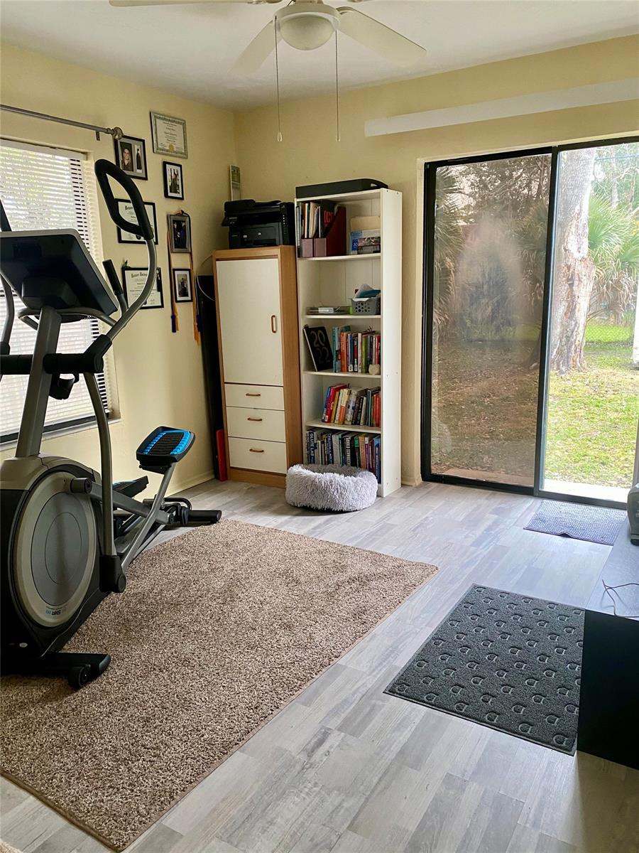 Florida Shores 01 - Residential