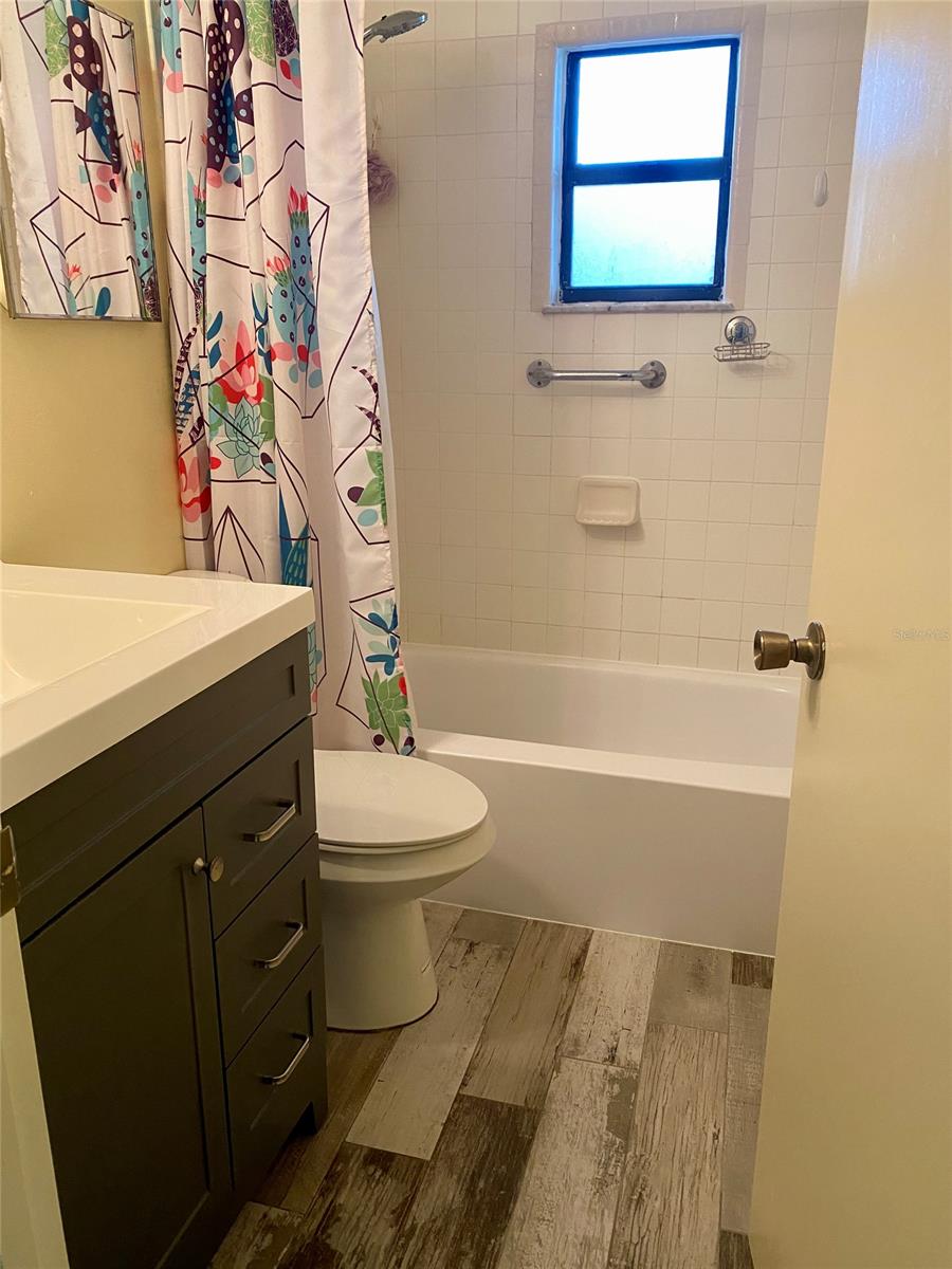 Florida Shores 01 - Residential