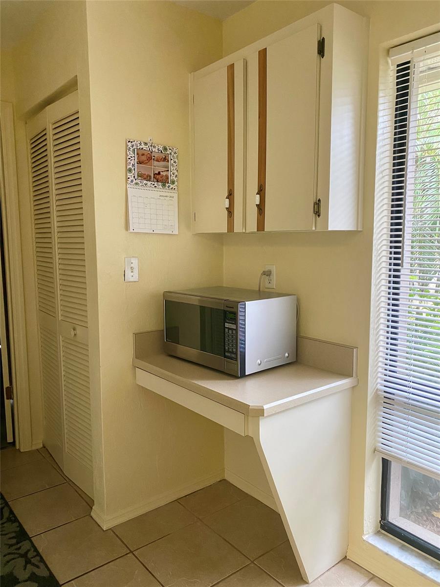 Florida Shores 01 - Residential