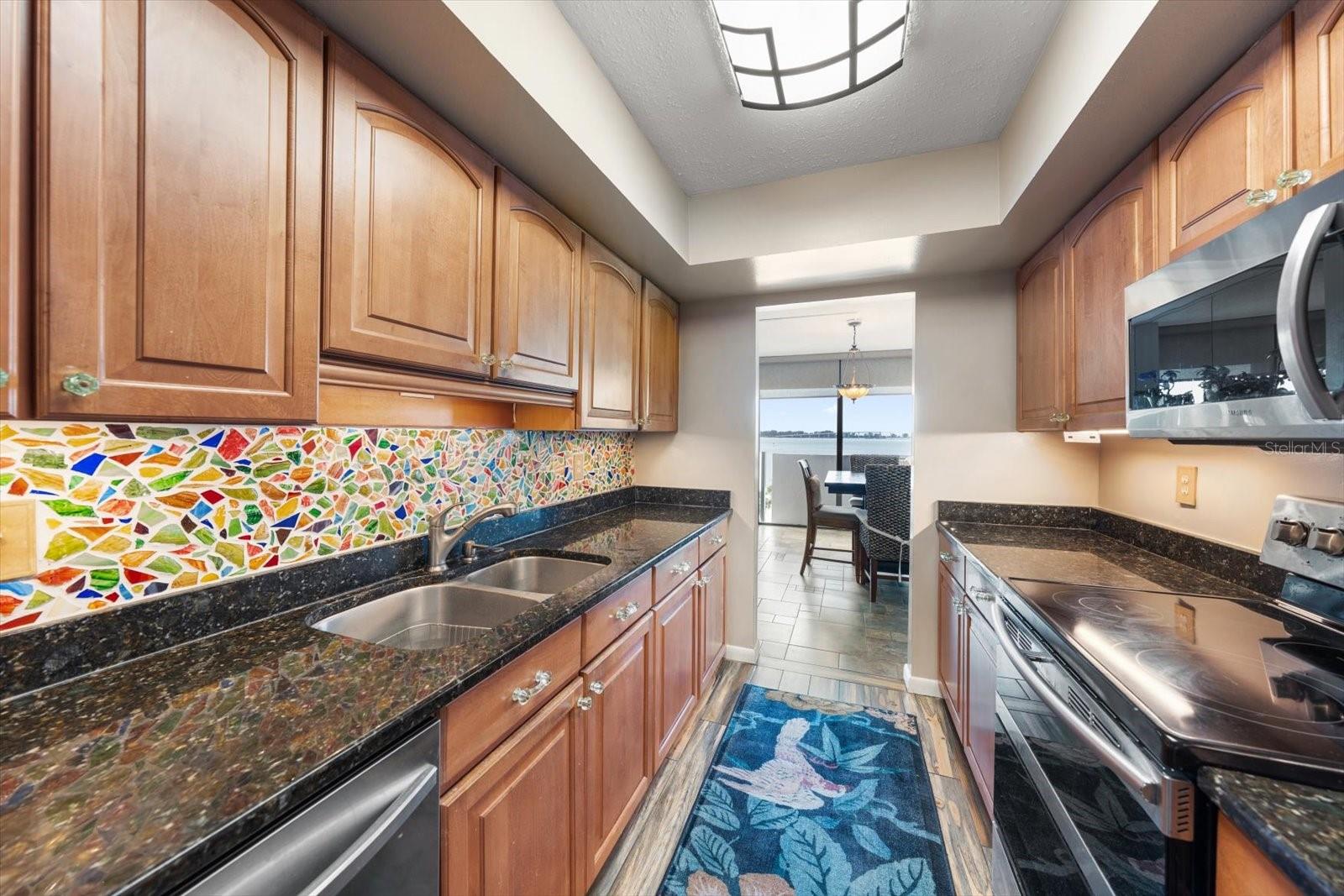 PRELUDE 80 CONDO - Residential