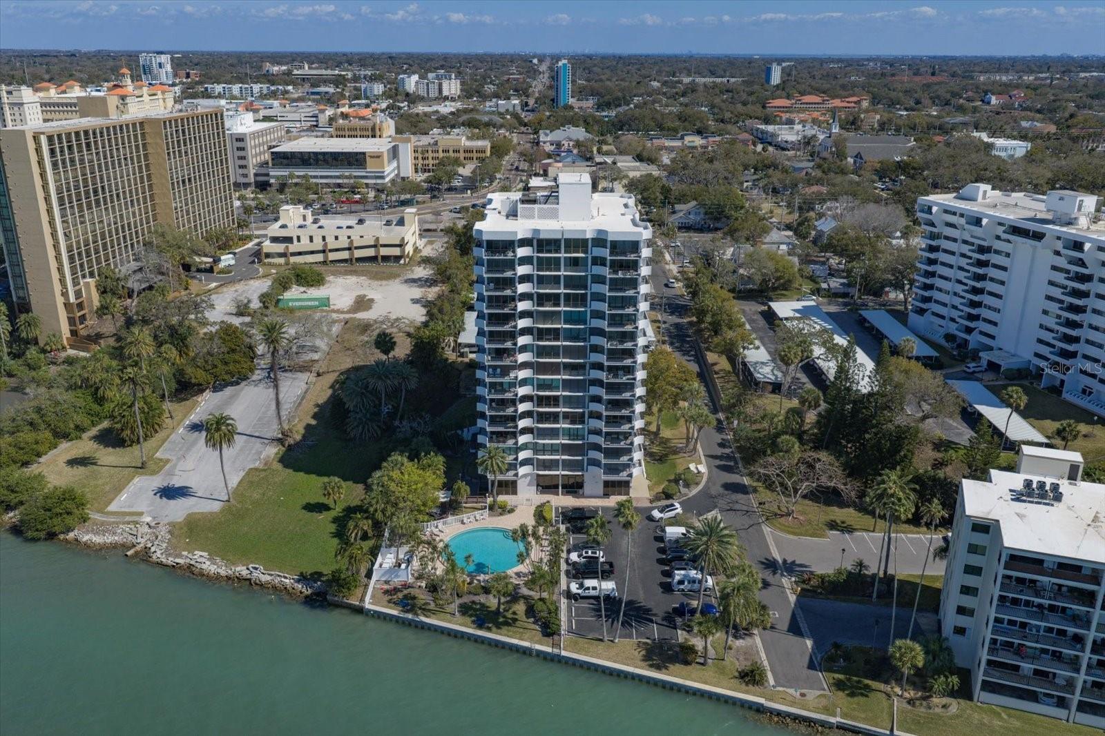 PRELUDE 80 CONDO - Residential