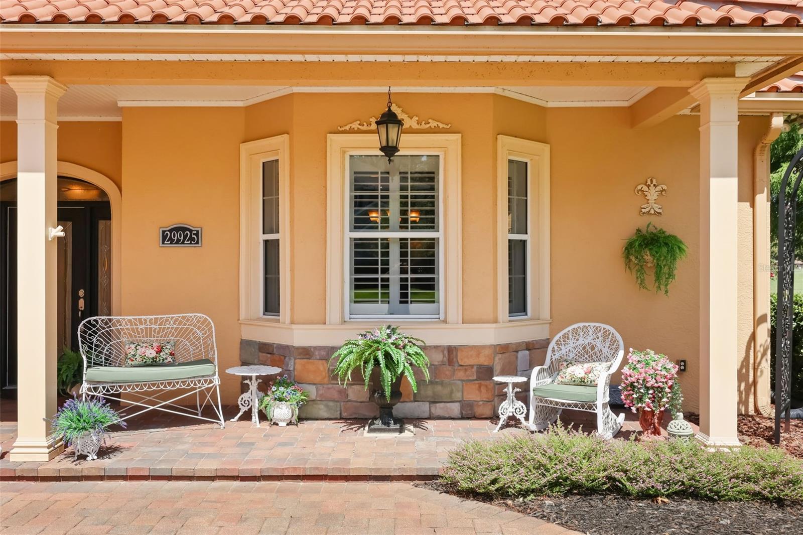 29925 CYPRESS POINTE