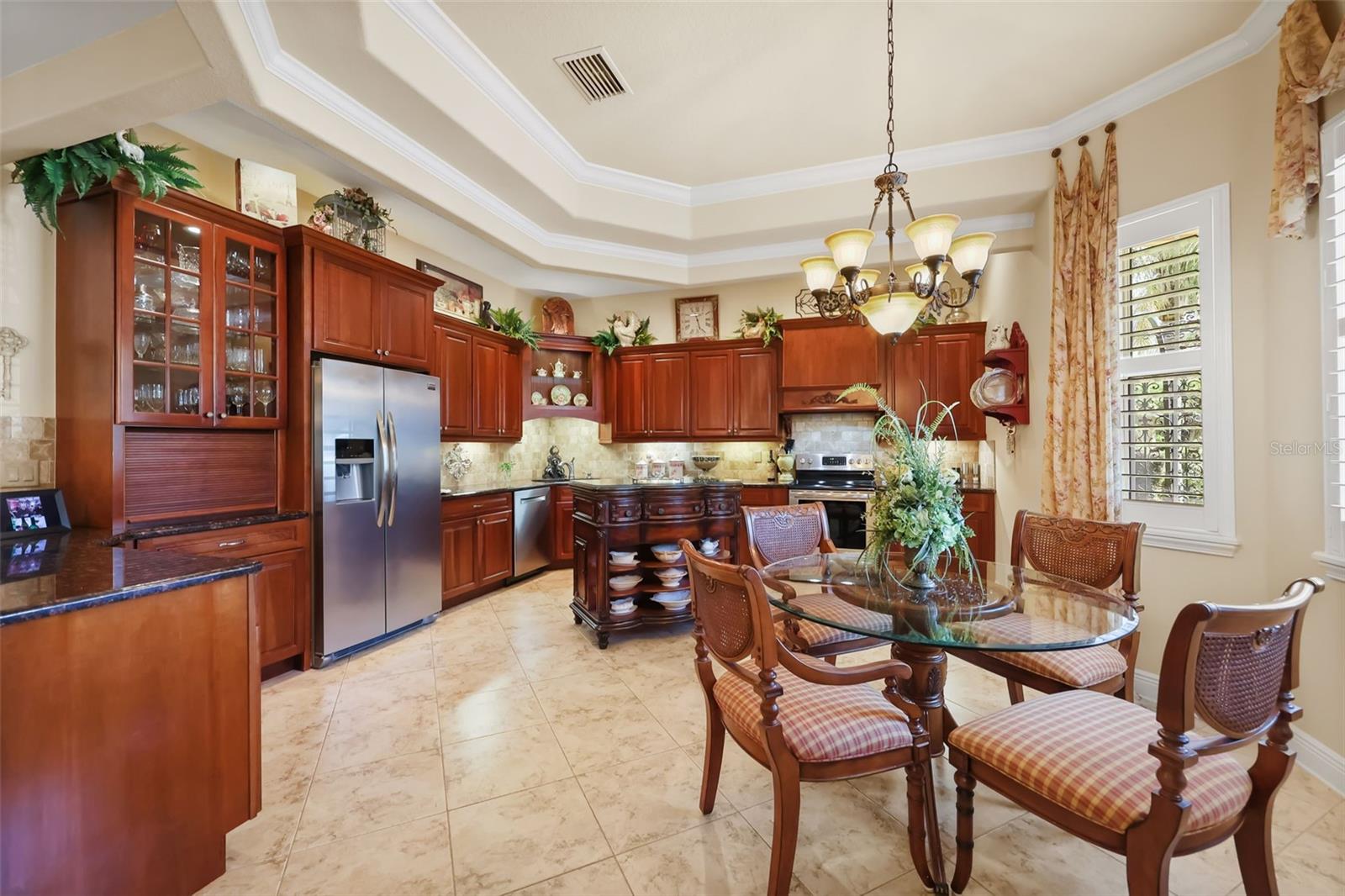 29925 CYPRESS POINTE