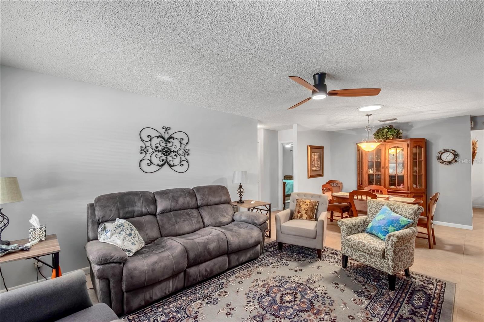 ON TOP OF THE WORLD - Residential