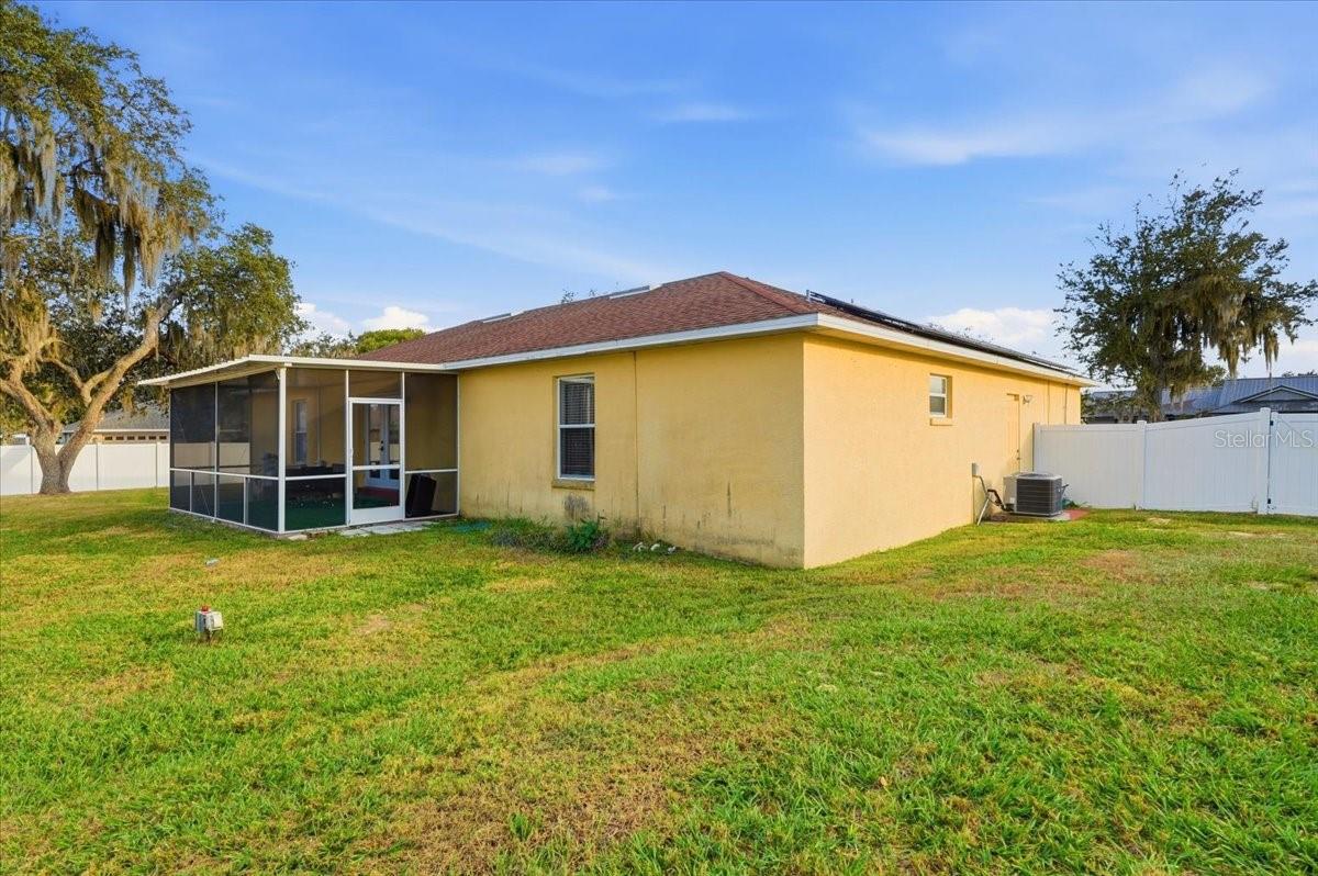 LAKE THOMAS WOODS SIXTH ADD - Residential