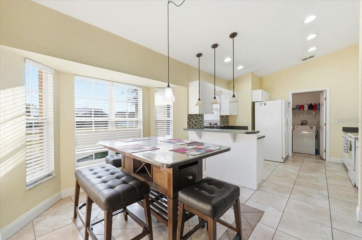 LAKE THOMAS WOODS SIXTH ADD - Residential