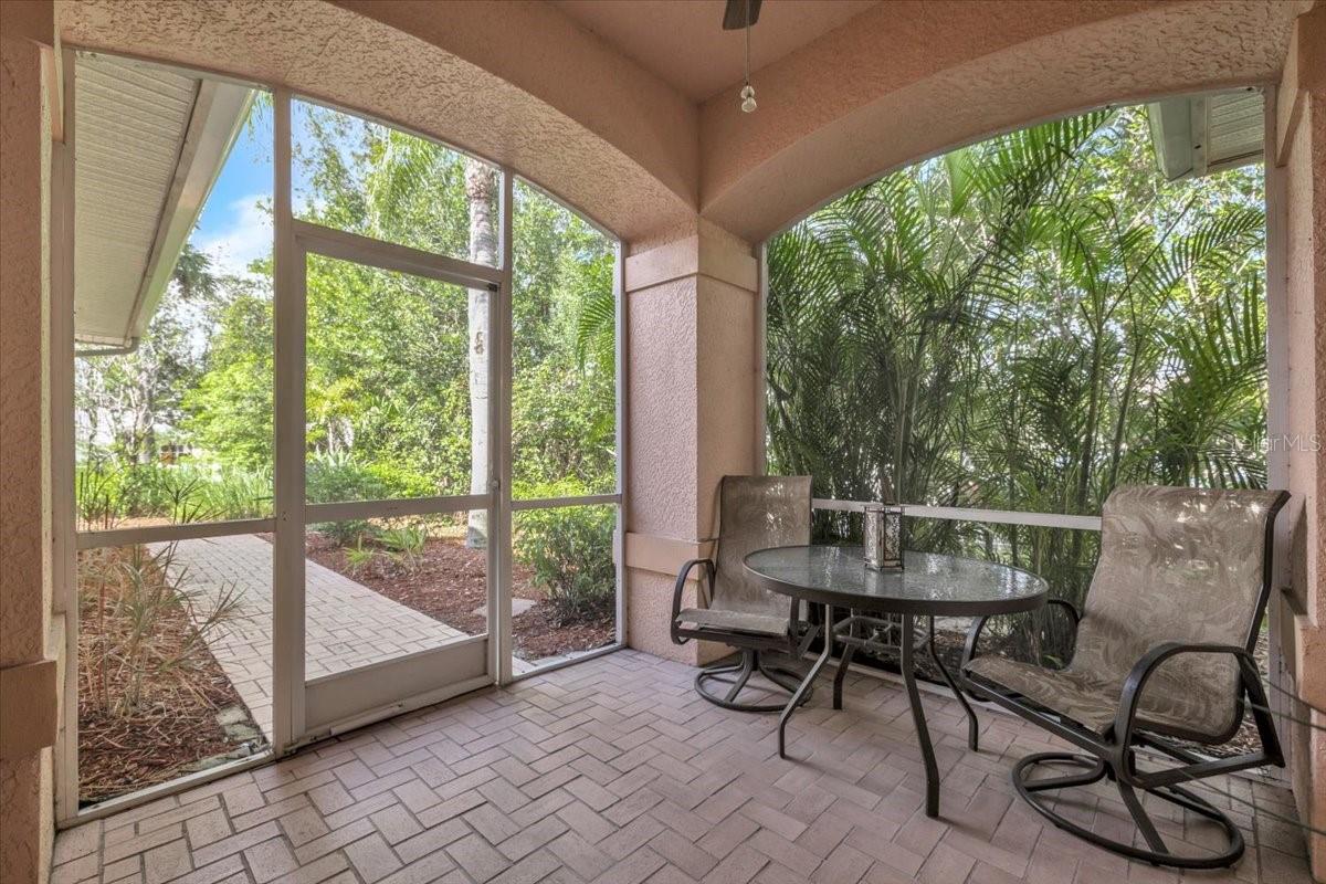 RIO GOLF VILLAS - Residential