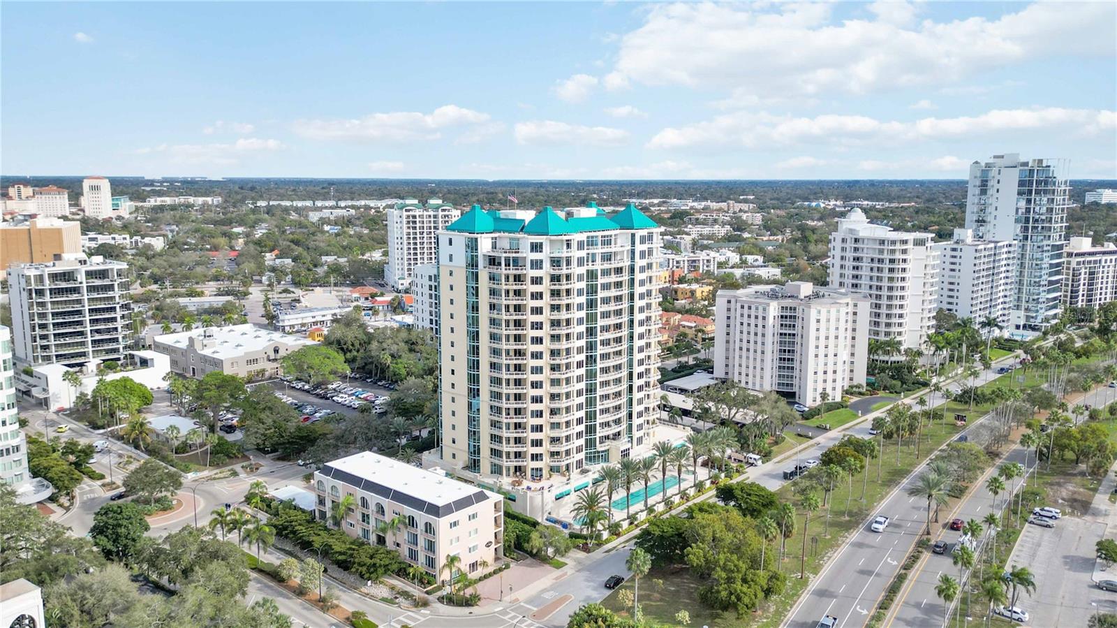 340 S PALM AVENUE PL1