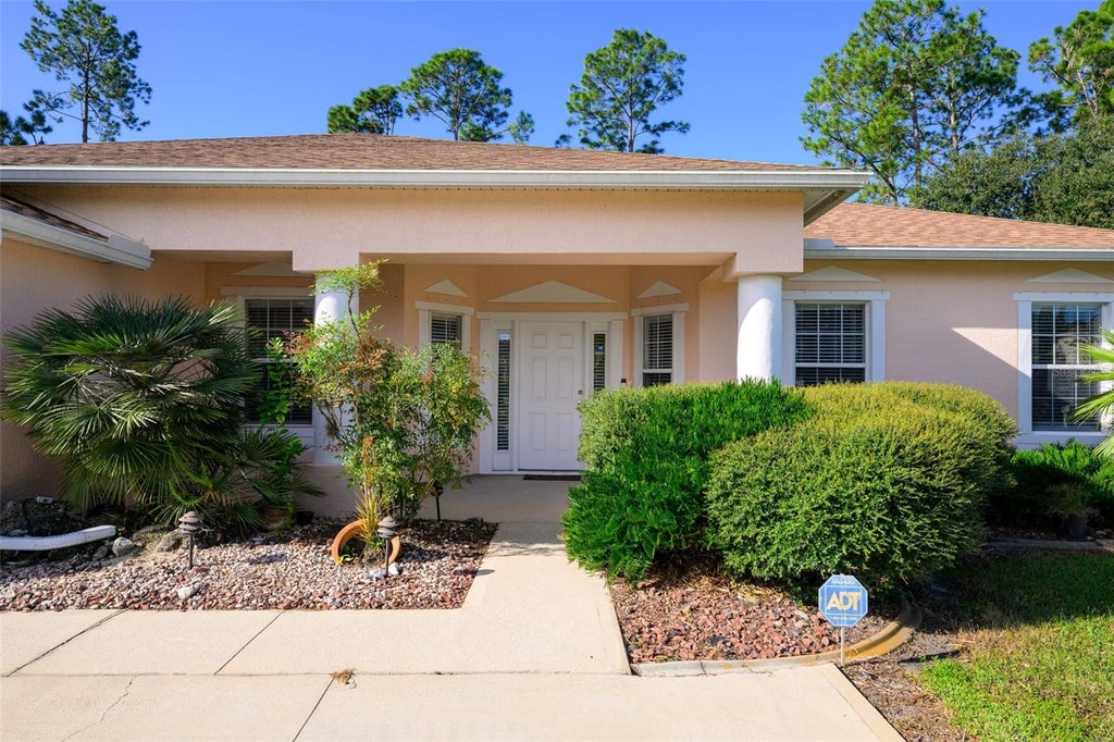 Photo of 46 Llama Trail, Palm Coast, FL 32164 (MLS # FC322206)