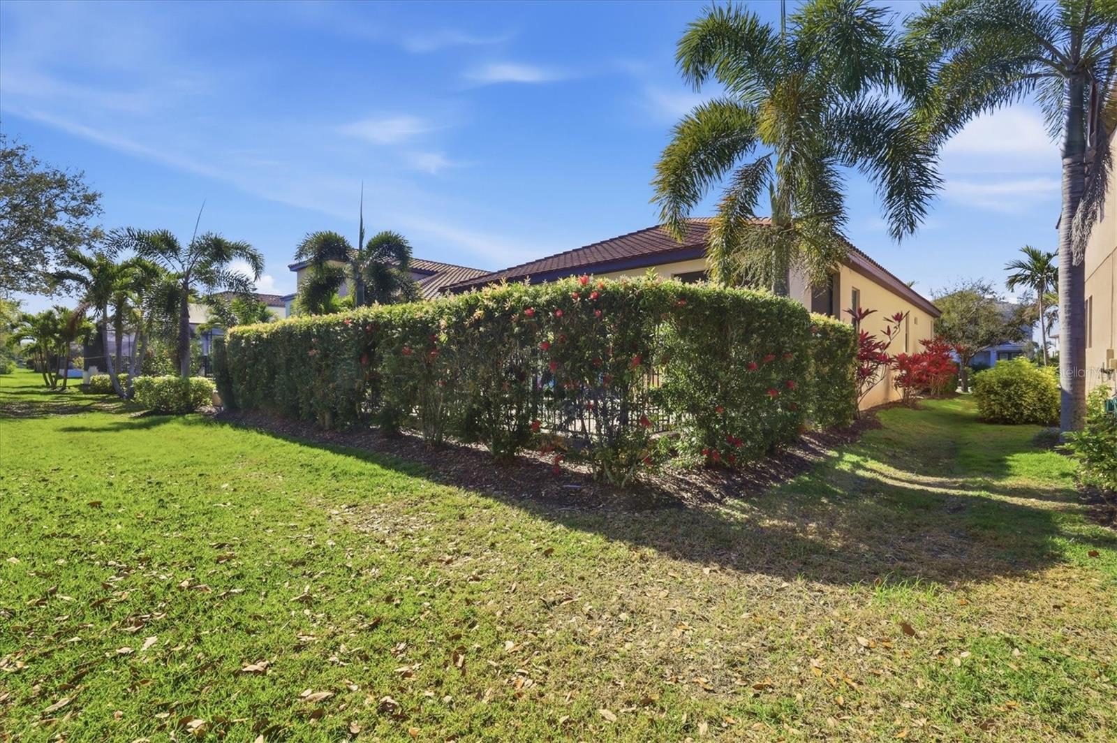 LEGENDS BAY - Residential