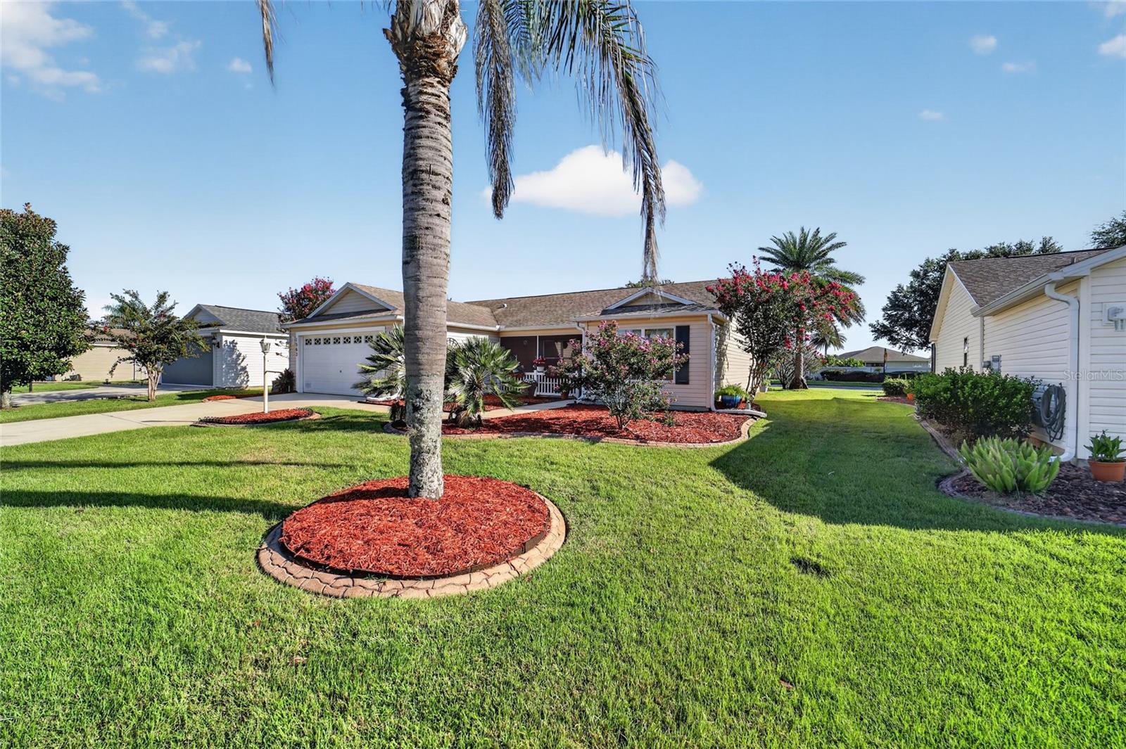 1563 HOLLYBERRY PLACE