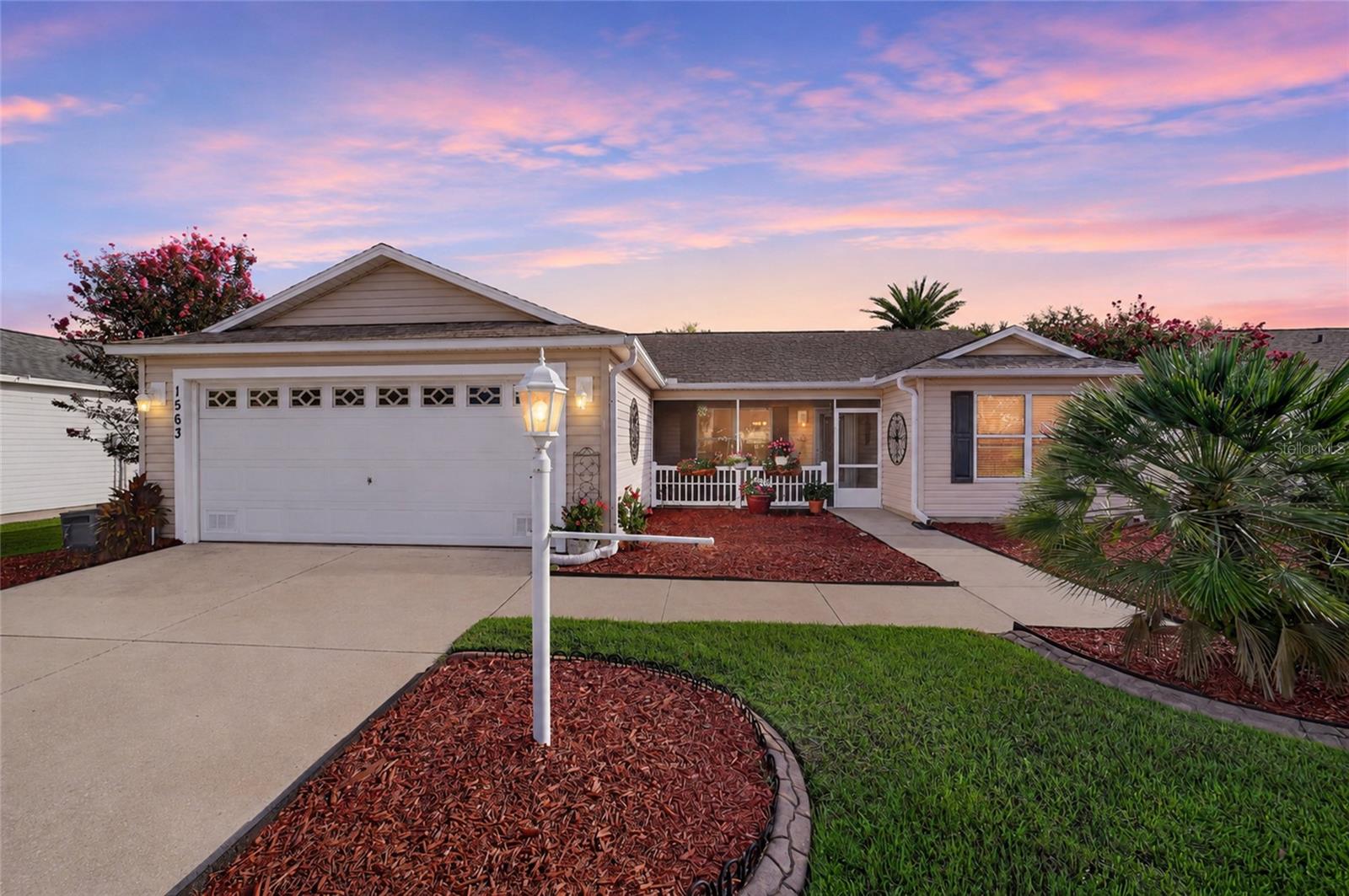 1563 HOLLYBERRY PLACE