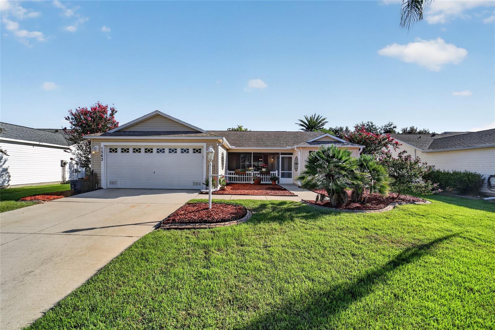 1563 HOLLYBERRY PLACE