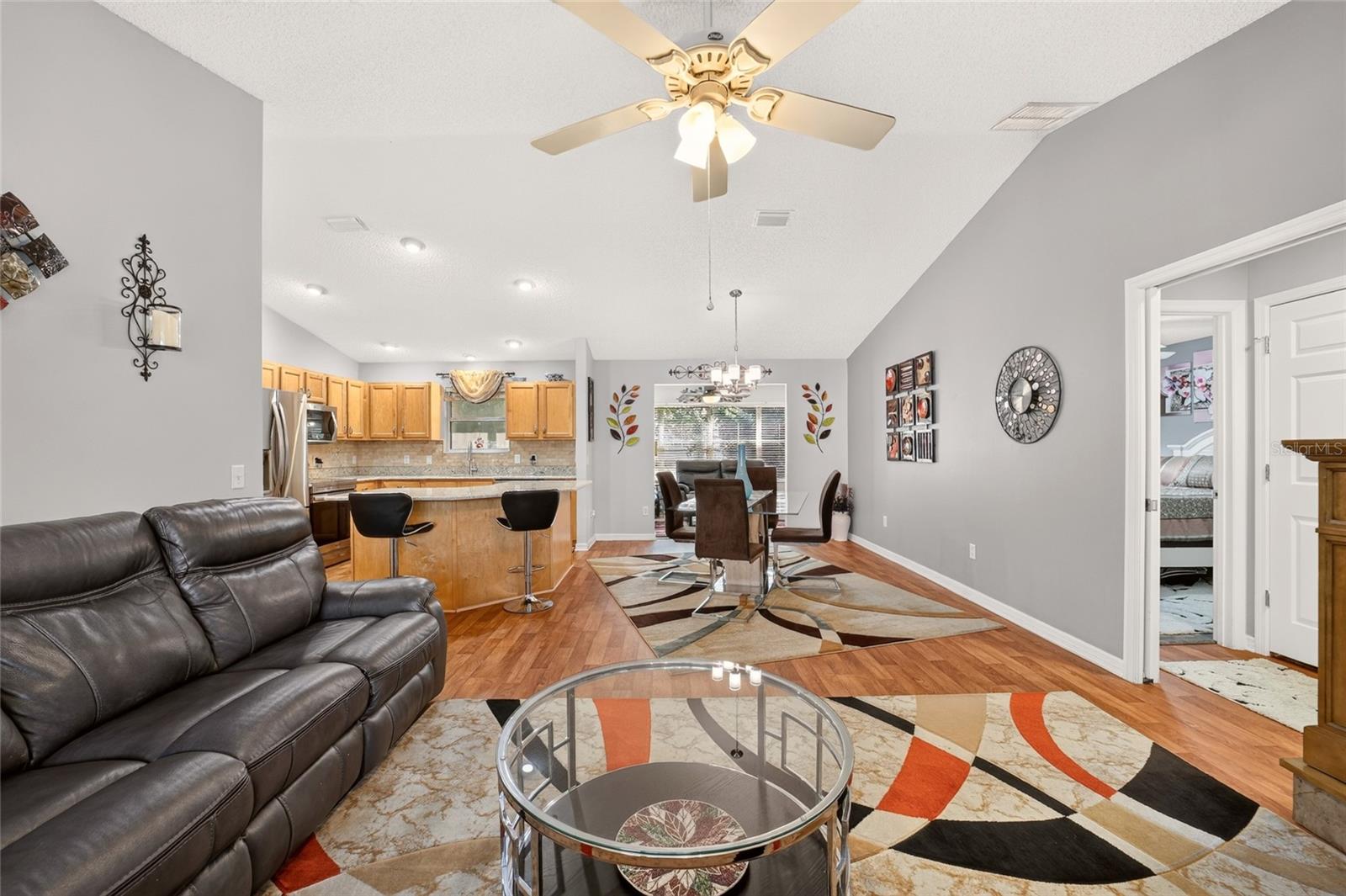 1563 HOLLYBERRY PLACE