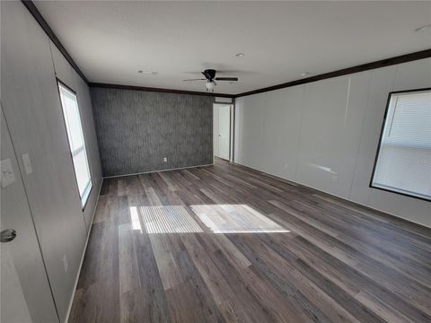 Tiny photo for 18303 SE 20th Place, Silver Springs, FL 34488 (MLS # OM715784)