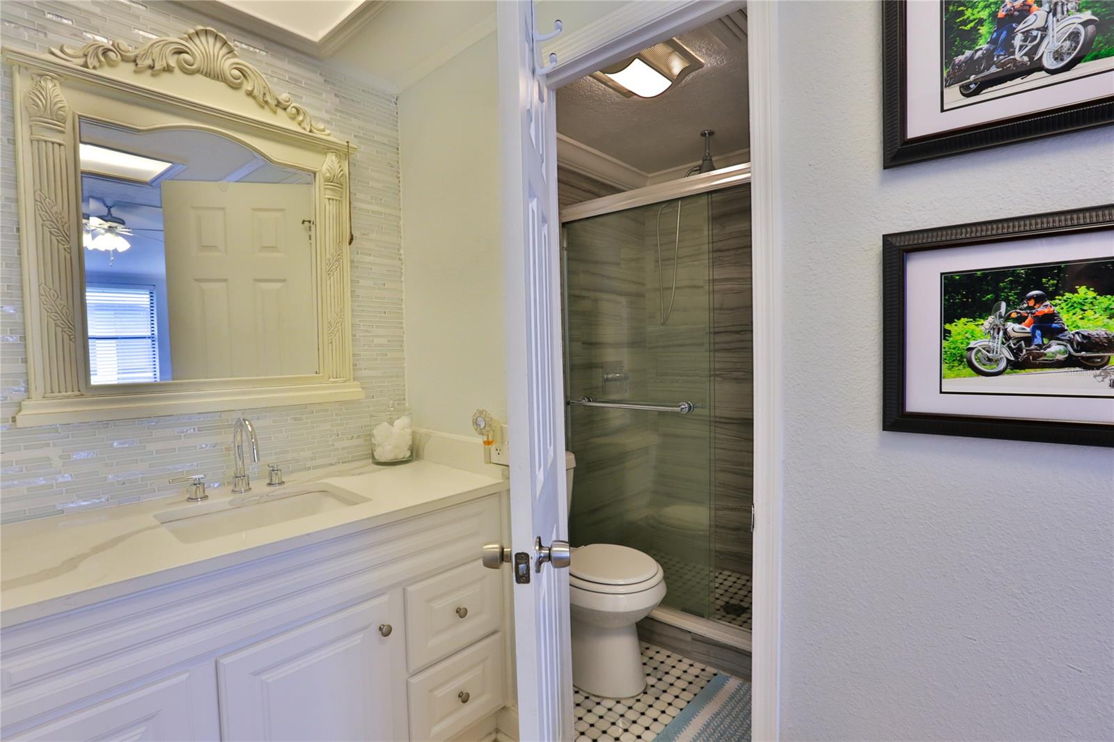 Riverwalk Condo - Residential