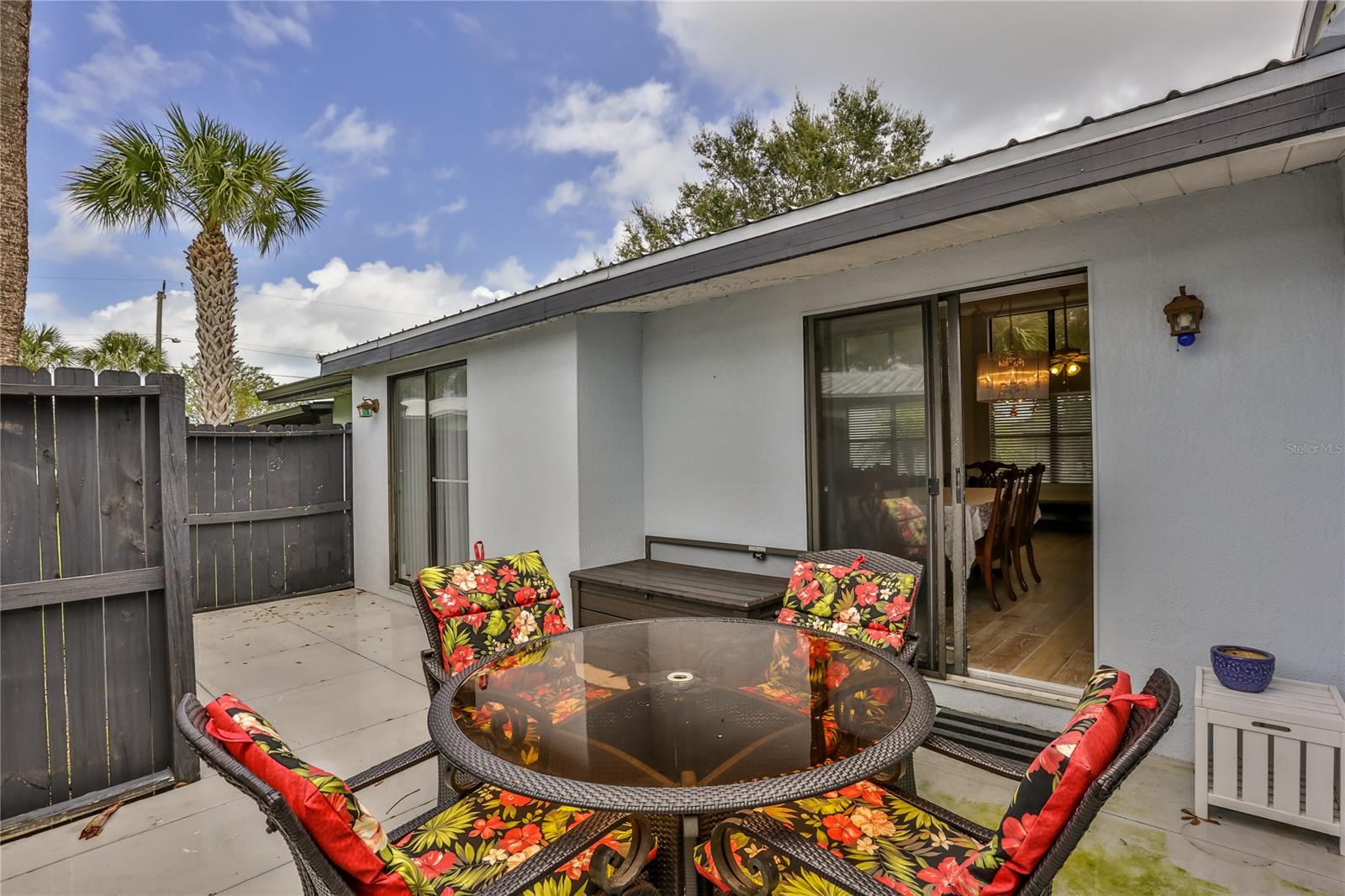 Riverwalk Condo - Residential