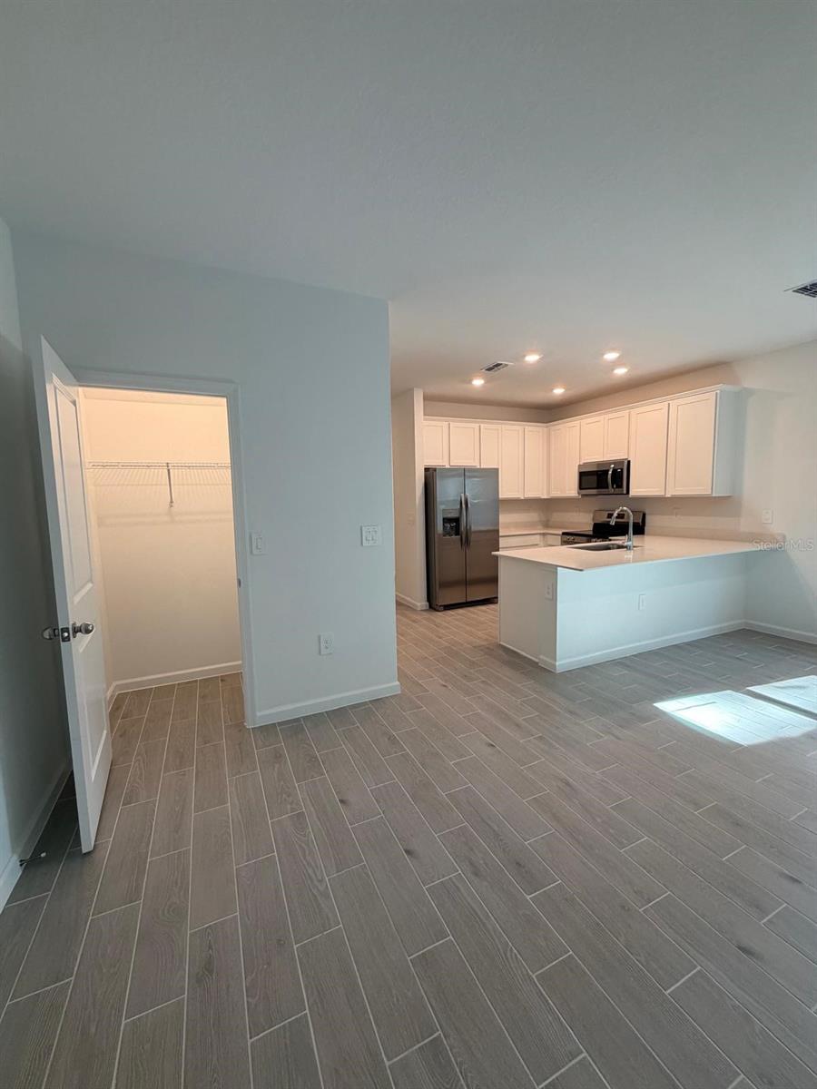 OAK HAMMOCK PRESERVE - Residential Lease